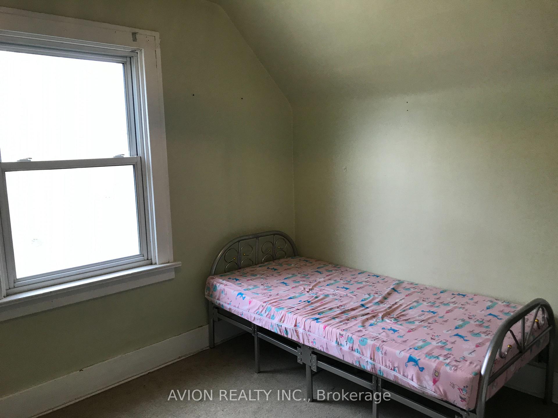 Photo 3 of 3095 Peter Street, Windsor, Sandwich — HOMEH