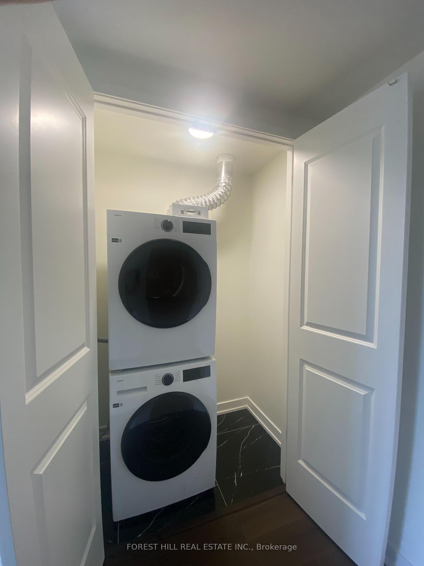 Photo 9 of Unit 904, 2825 Jane Street, North York, Glenfield-Jane Heights — HOMEH