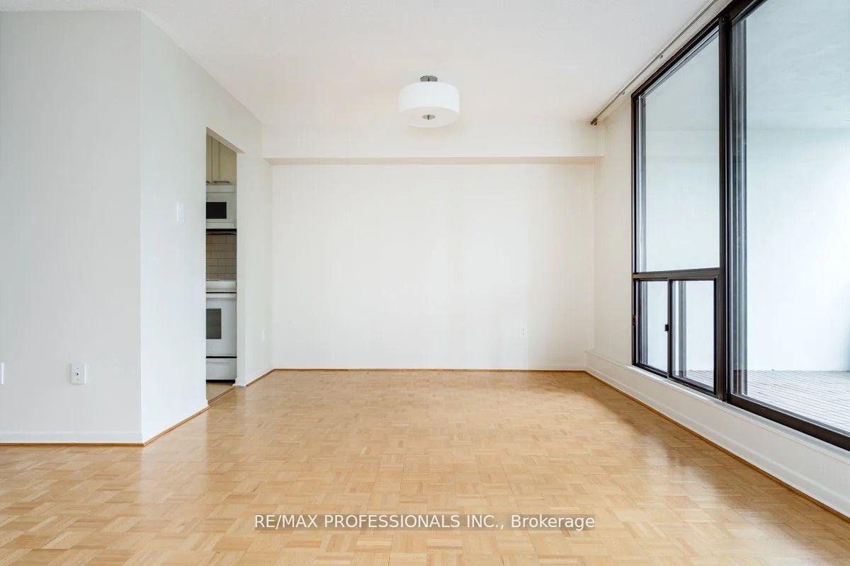 Photo 9 of Unit 407, 100 Quebec Avenue, Toronto, High Park North — HOMEH
