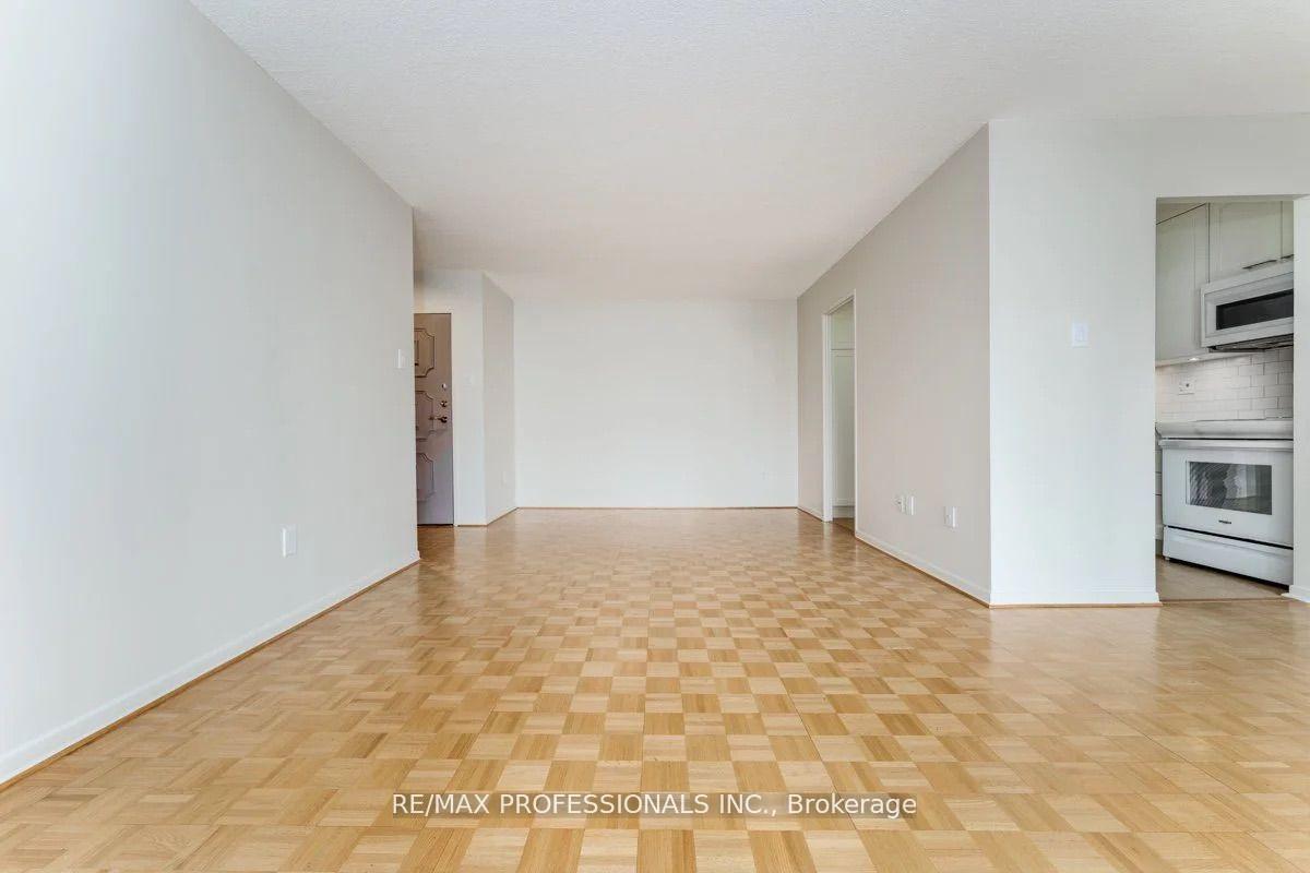 Photo 10 of Unit 407, 100 Quebec Avenue, Toronto, High Park North — HOMEH