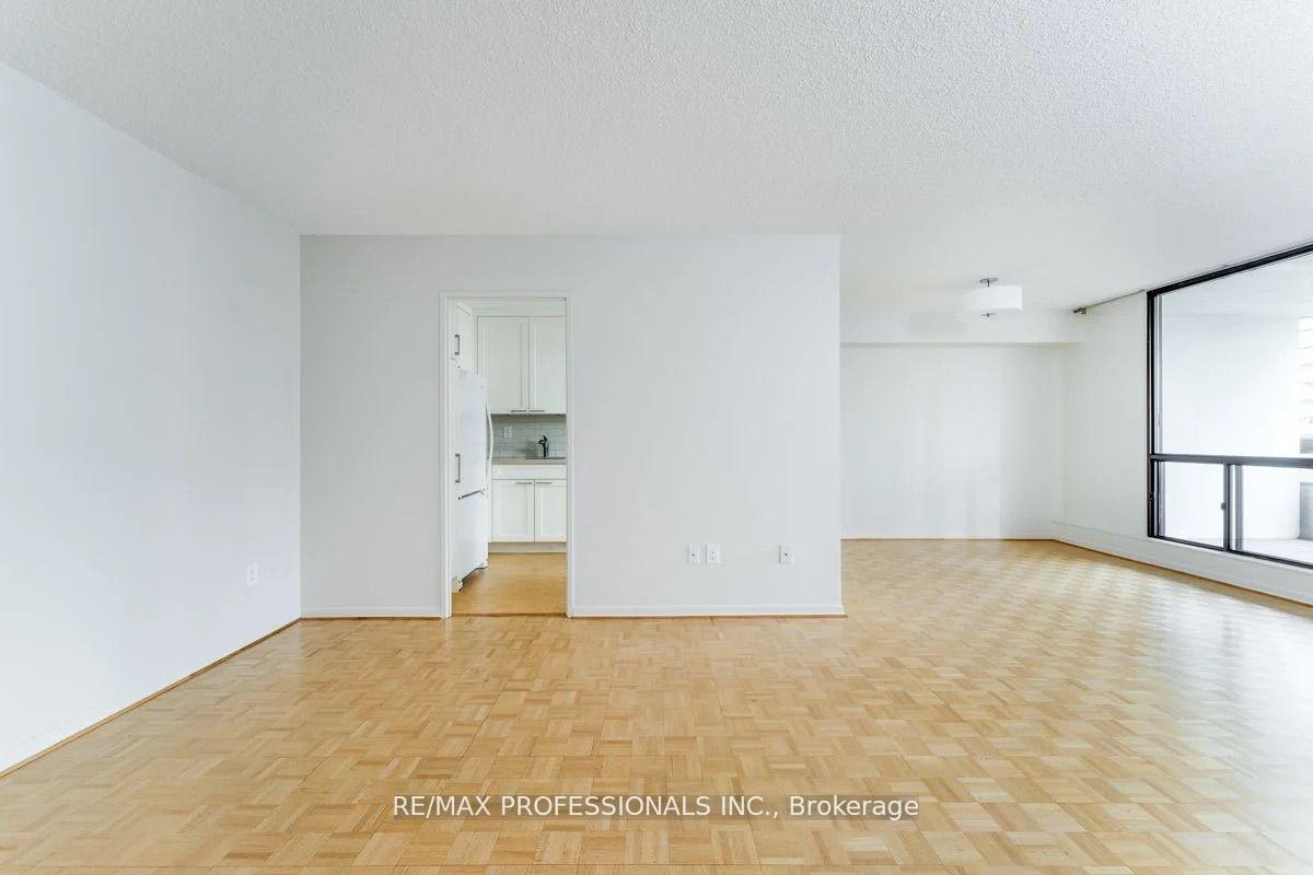 Photo 15 of Unit 407, 100 Quebec Avenue, Toronto, High Park North — HOMEH