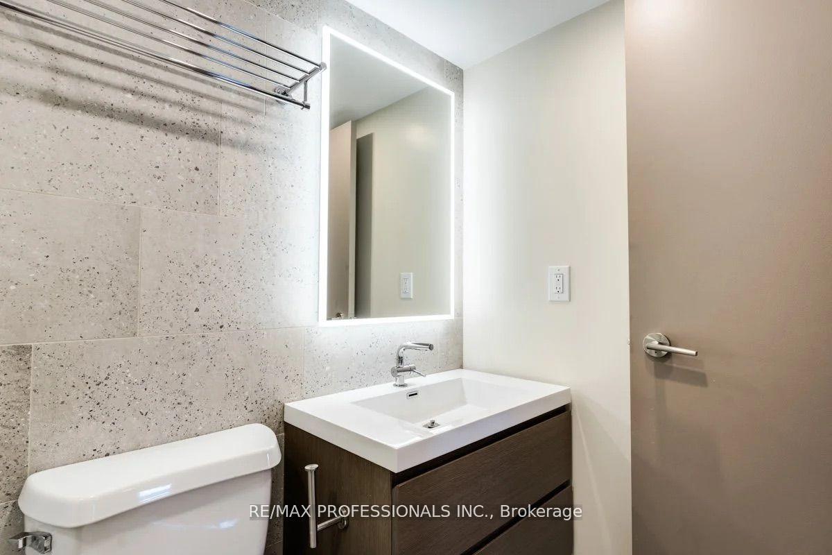 Photo 21 of Unit 407, 100 Quebec Avenue, Toronto, High Park North — HOMEH
