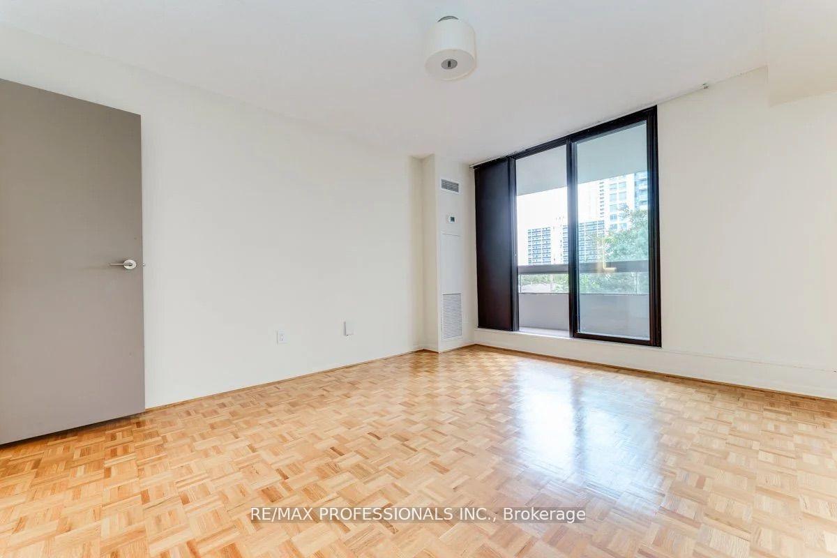 Photo 24 of Unit 407, 100 Quebec Avenue, Toronto, High Park North — HOMEH