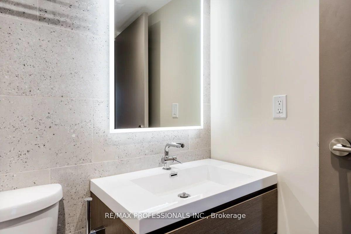 Photo 30 of Unit 407, 100 Quebec Avenue, Toronto, High Park North — HOMEH