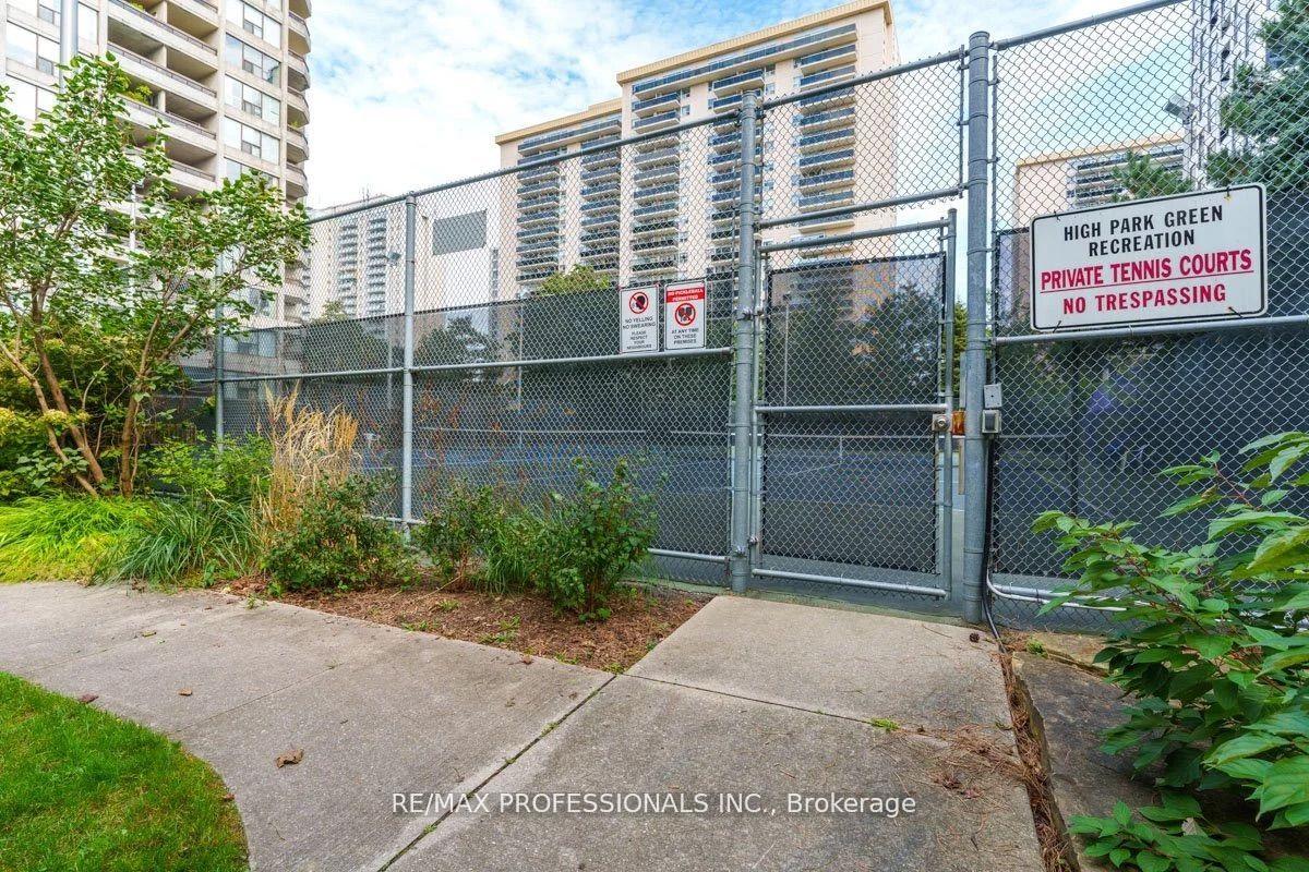 Photo 45 of Unit 407, 100 Quebec Avenue, Toronto, High Park North — HOMEH