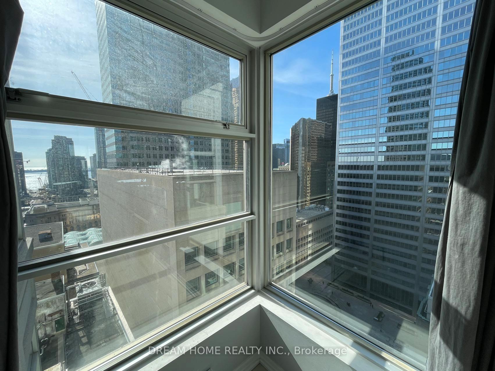 Photo 6 of Unit 1705, 1 King Street W, Toronto, Bay Street Corridor — HOMEH