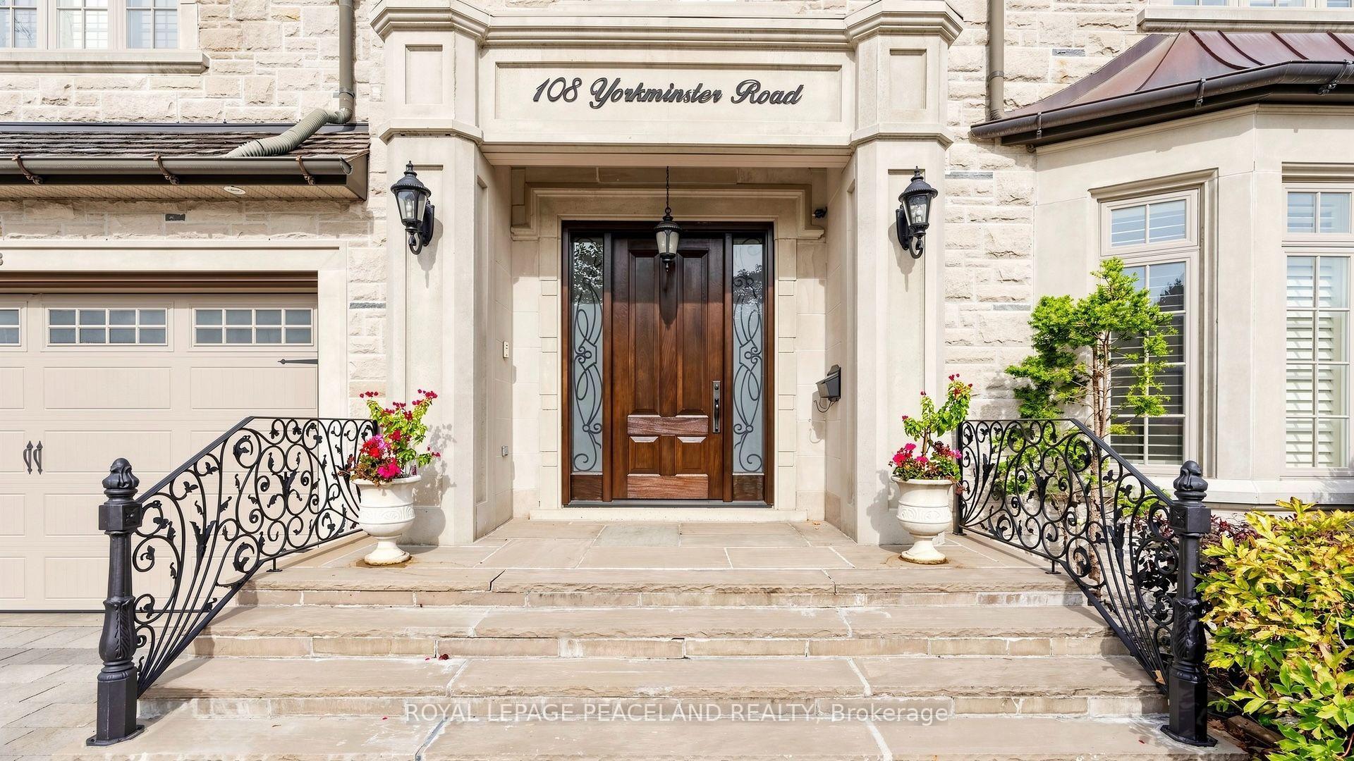 Photo 4 of 108 Yorkminster Road, North York, St. Andrew-Windfields — HOMEH
