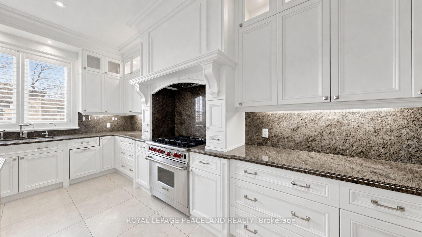 Photo 18 of 108 Yorkminster Road, North York, St. Andrew-Windfields — HOMEH