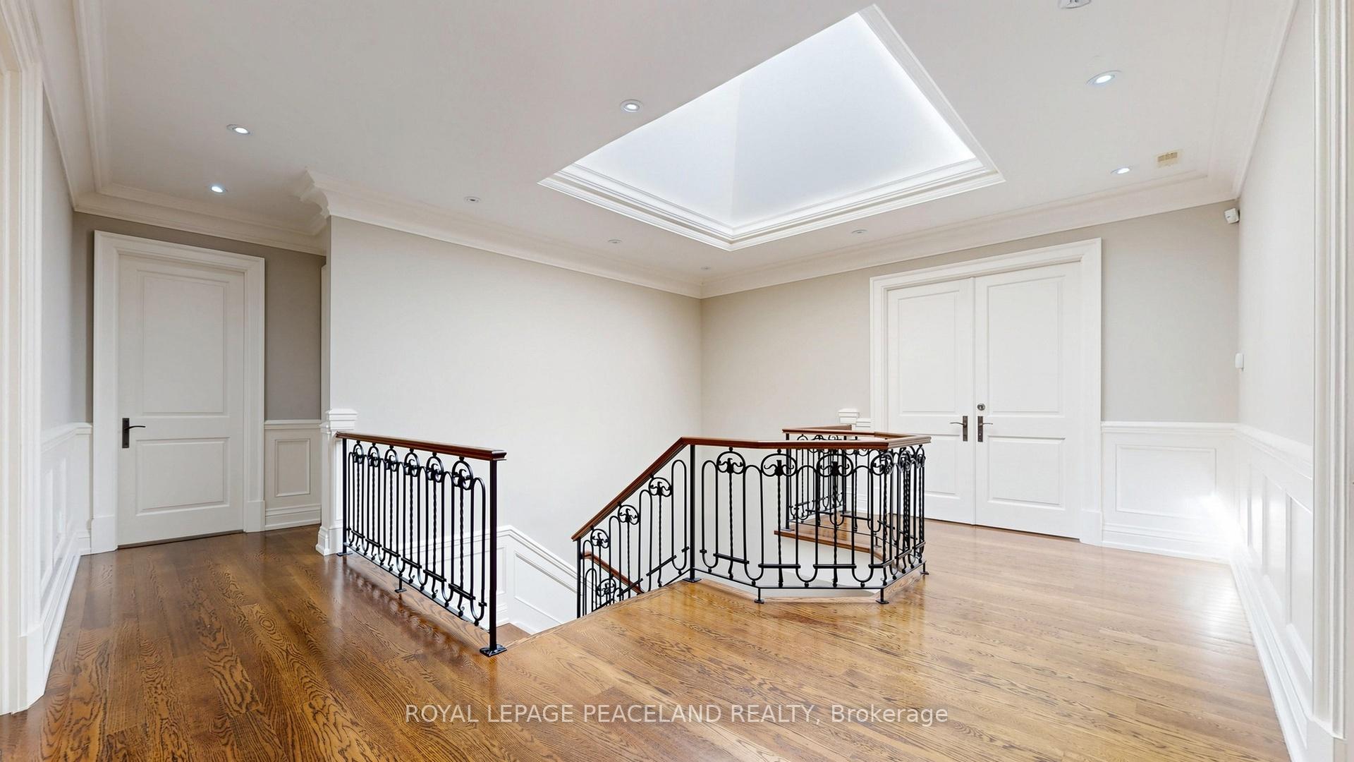 Photo 24 of 108 Yorkminster Road, North York, St. Andrew-Windfields — HOMEH