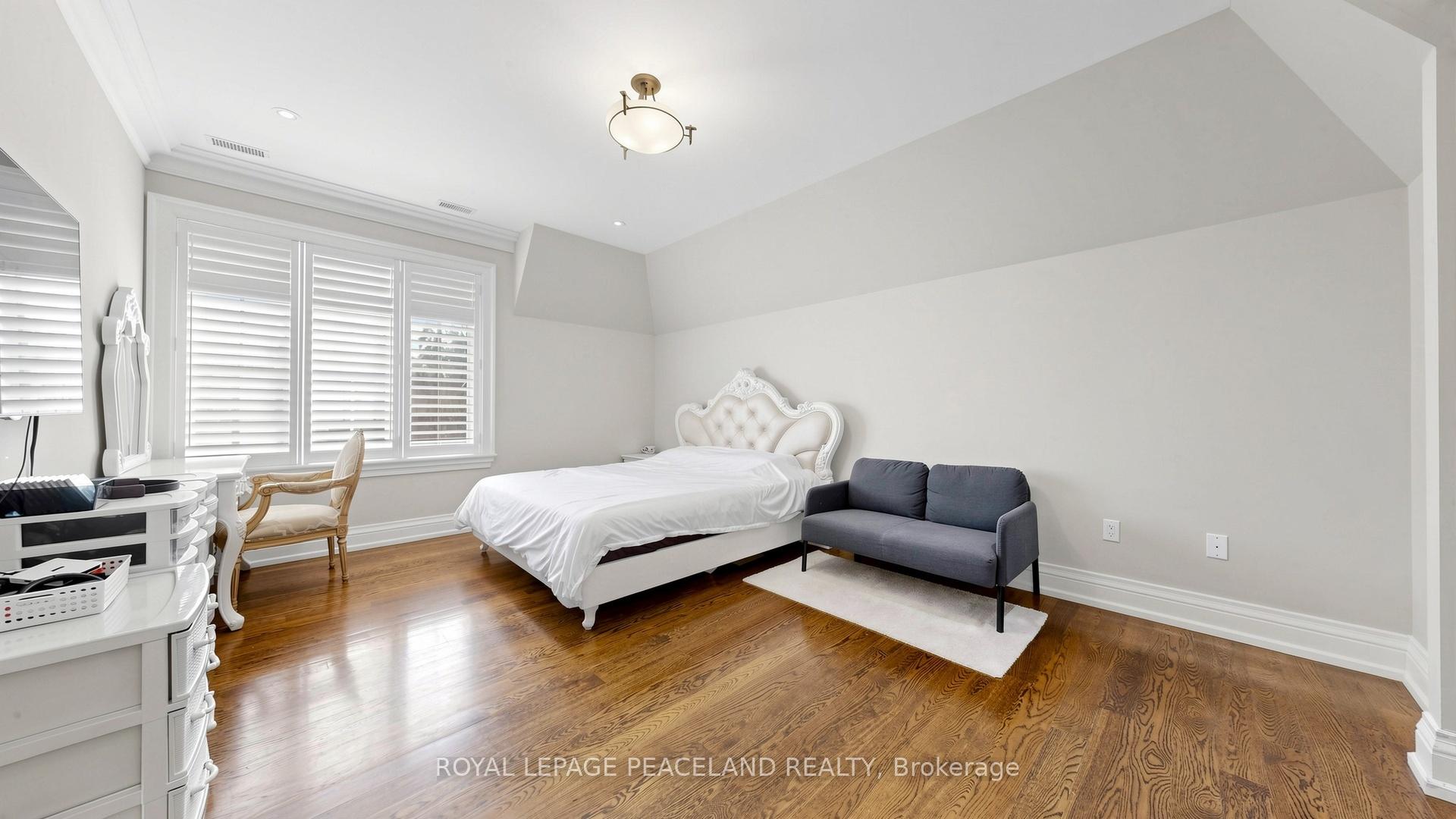Photo 34 of 108 Yorkminster Road, North York, St. Andrew-Windfields — HOMEH
