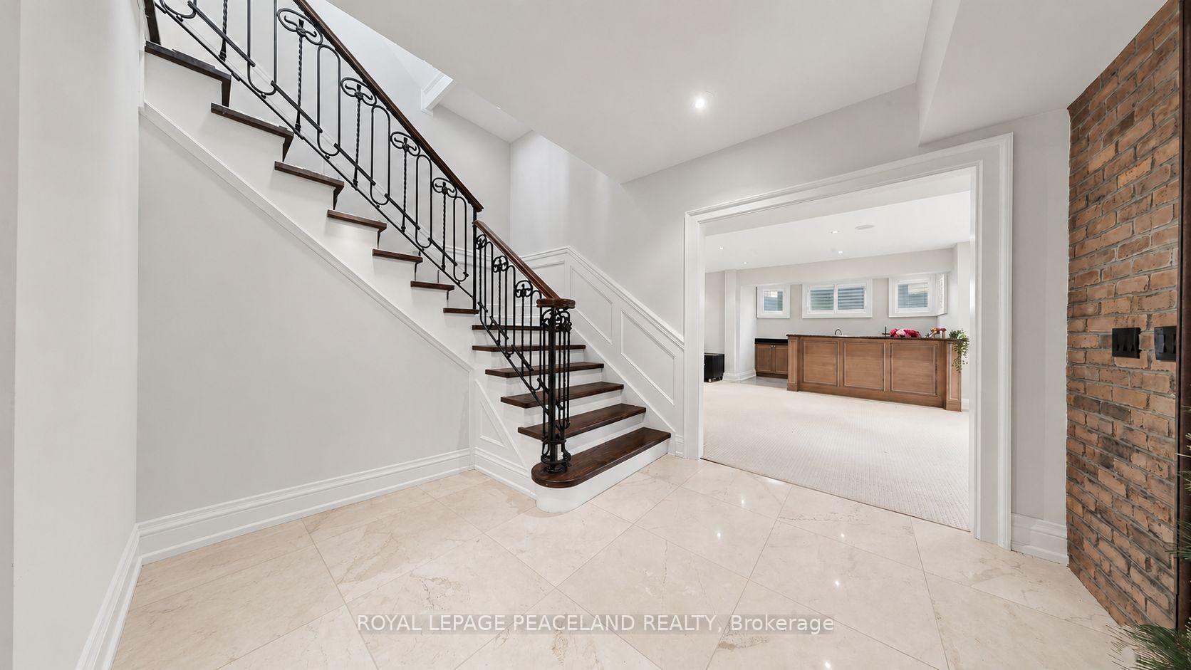 Photo 35 of 108 Yorkminster Road, North York, St. Andrew-Windfields — HOMEH