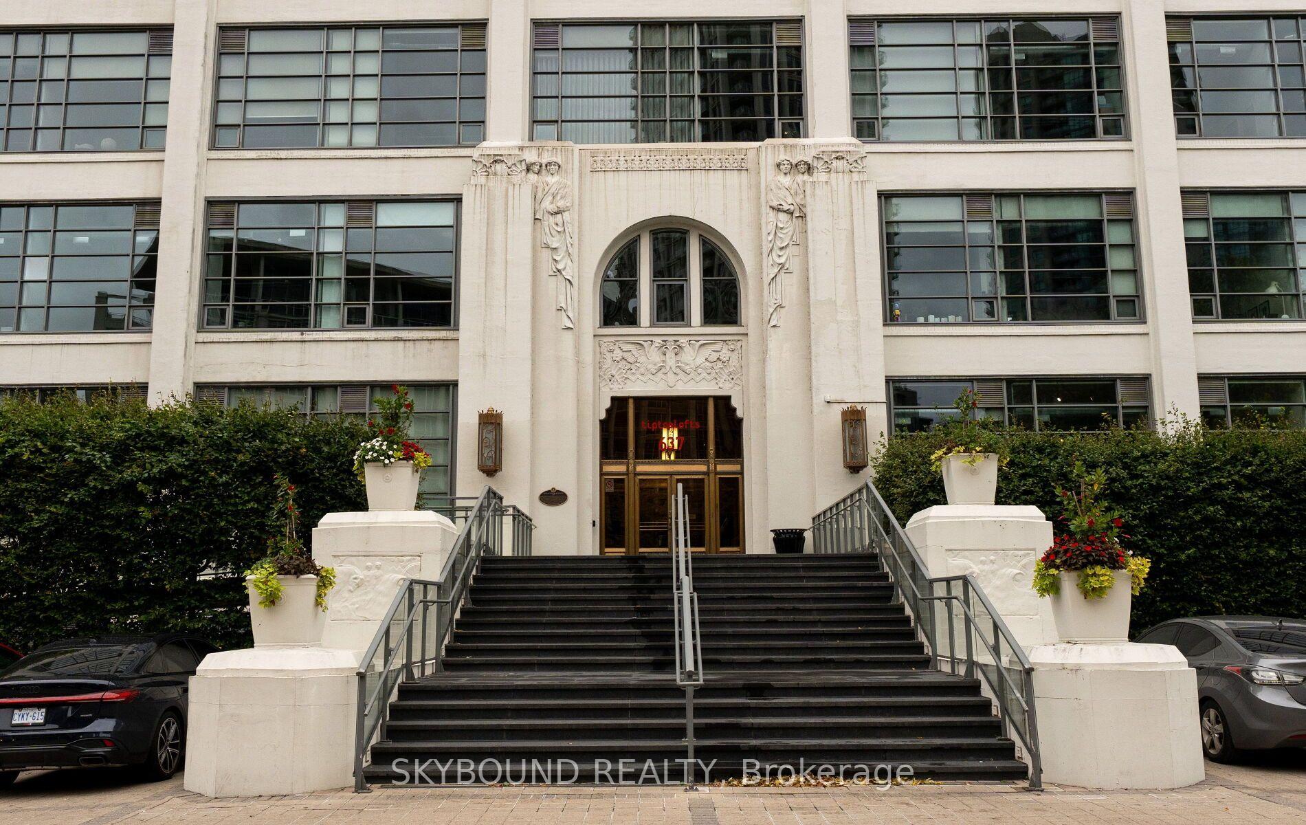 Photo 2 of Unit 524, 637 Lakeshore Boulevard W, Toronto, Niagara — HOMEH