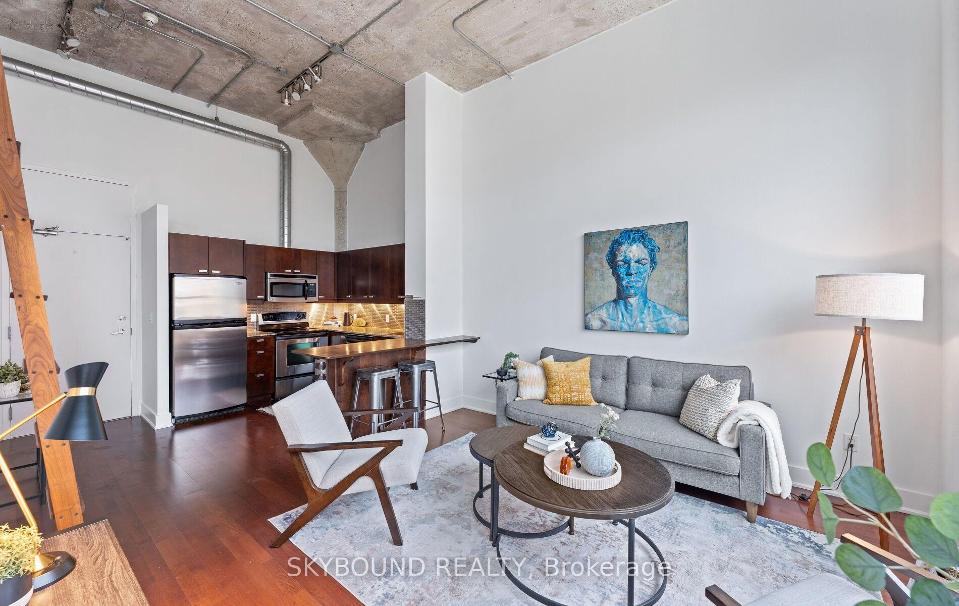 Photo 5 of Unit 524, 637 Lakeshore Boulevard W, Toronto, Niagara — HOMEH