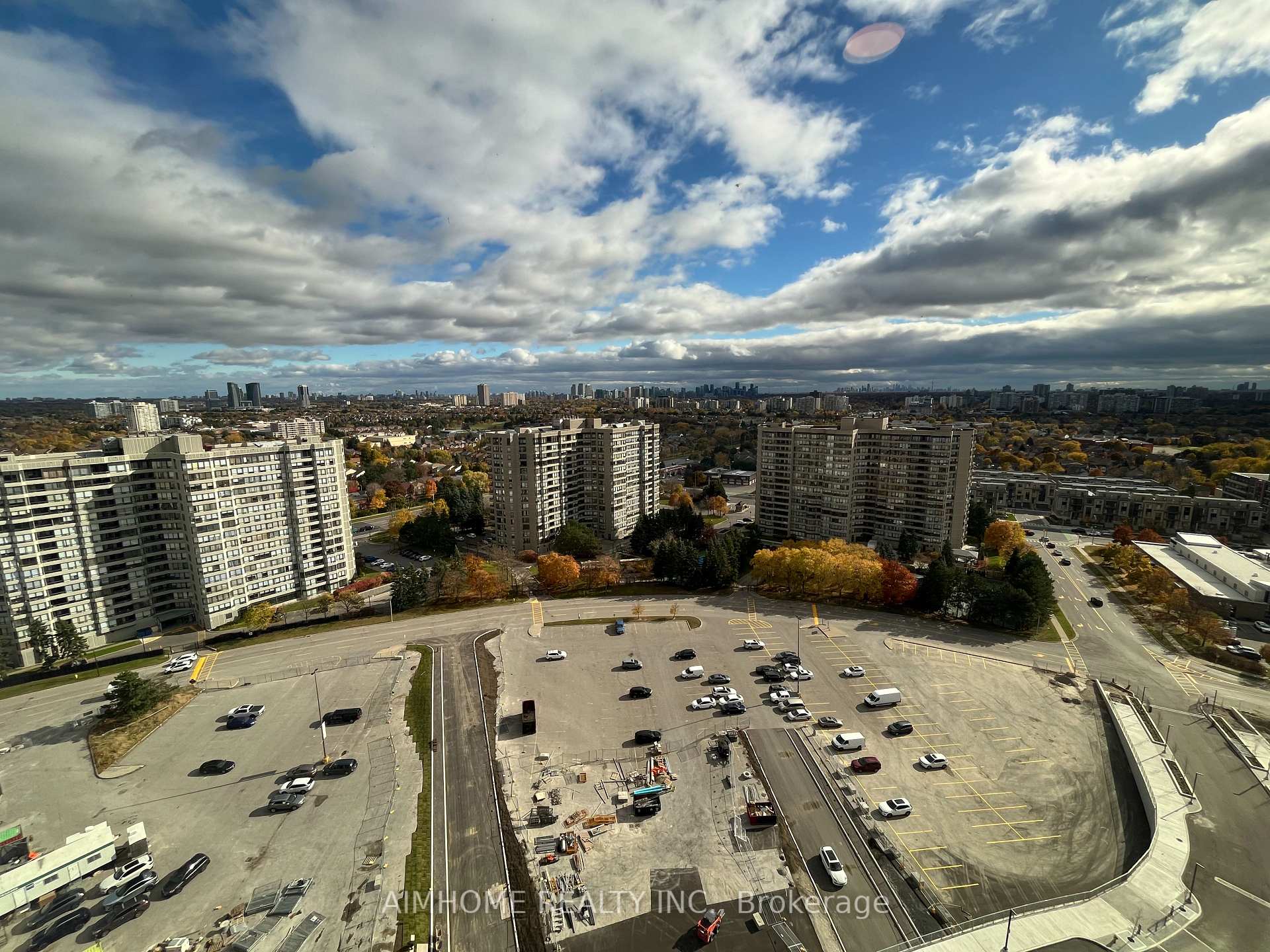 Photo 14 of Unit 1902, 50 Upper Mall Way, Vaughan, Brownridge — HOMEH