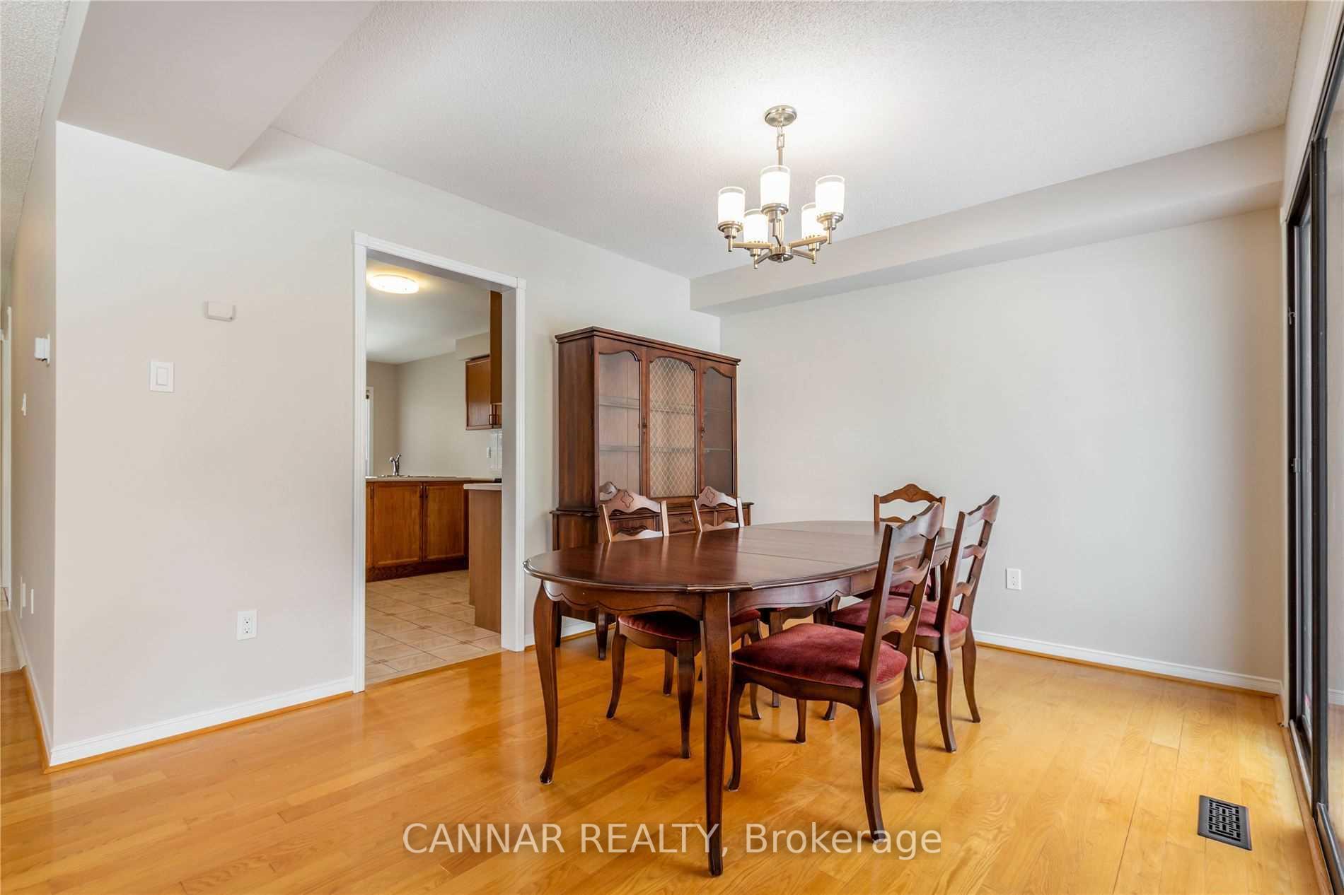Photo 8 of 63 Laurelcrest Street, Brampton, Westgate — HOMEH