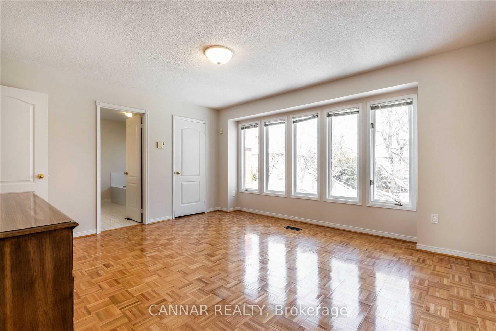 Photo 17 of 63 Laurelcrest Street, Brampton, Westgate — HOMEH