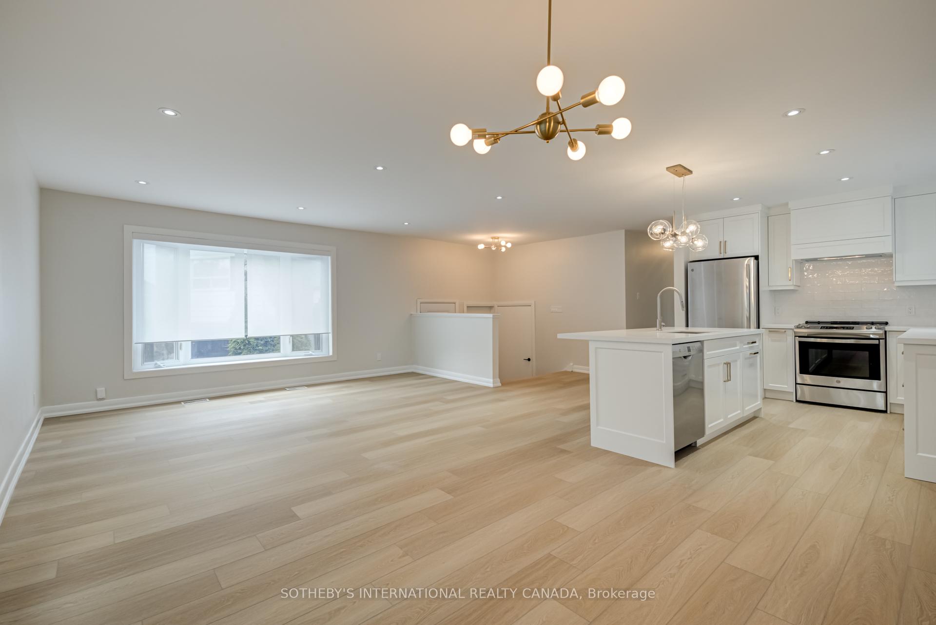 Photo 1 of Unit Main, 18 Puckeridge Crescent, Etobicoke, Eringate-Centennial-West Deane — HOMEH