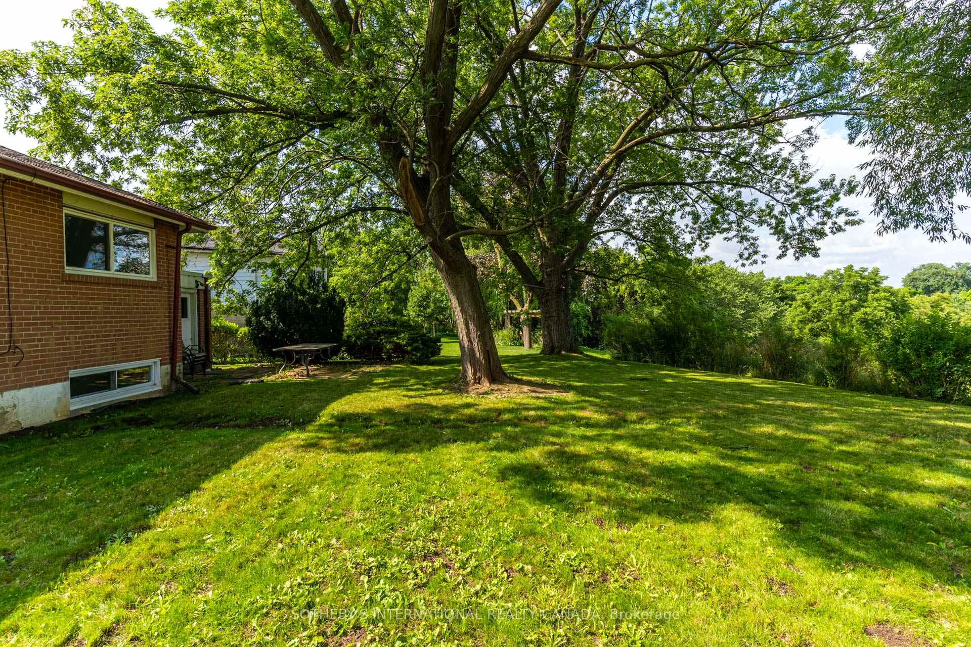 Photo 30 of Unit Main, 18 Puckeridge Crescent, Etobicoke, Eringate-Centennial-West Deane — HOMEH
