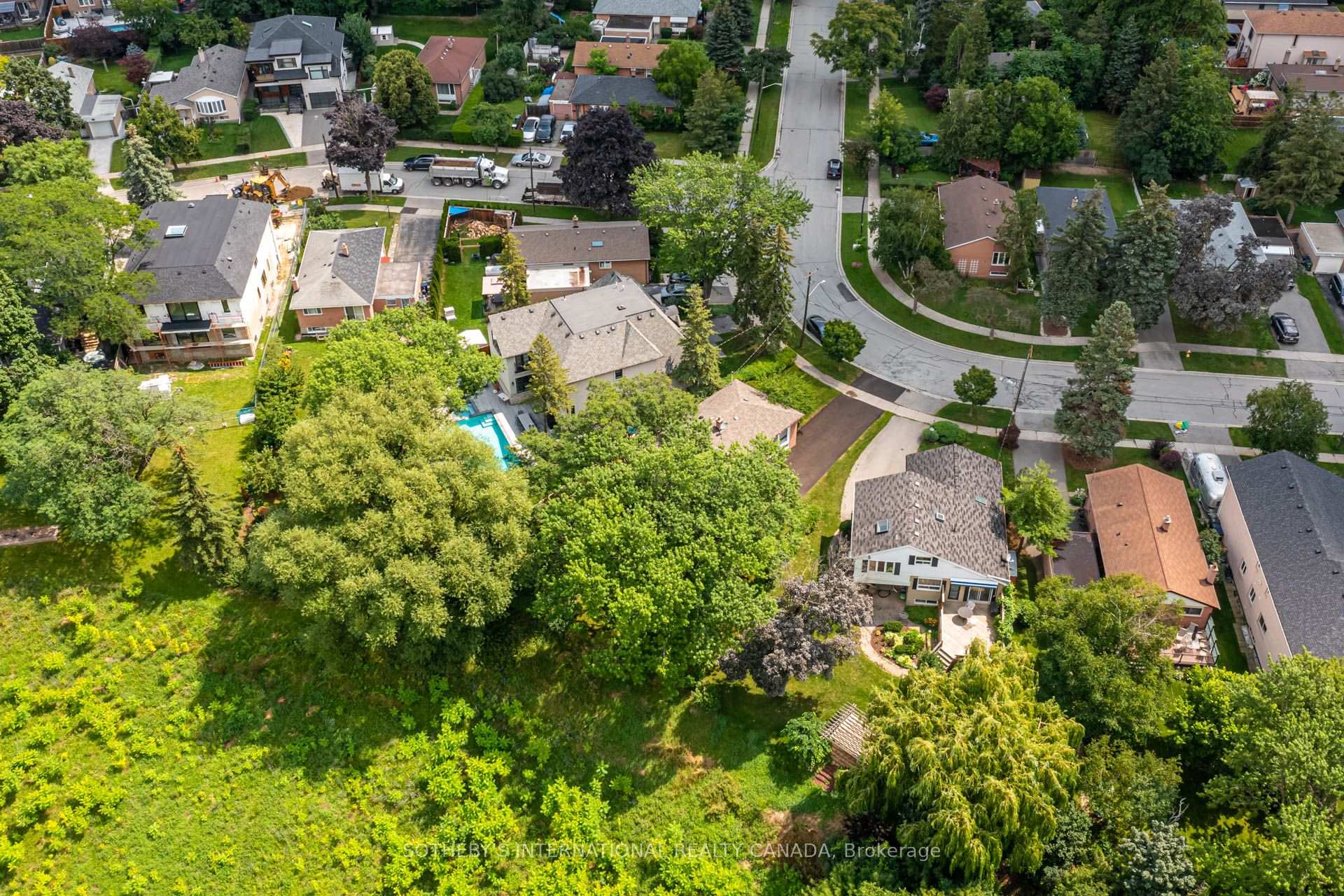 Photo 32 of Unit Main, 18 Puckeridge Crescent, Etobicoke, Eringate-Centennial-West Deane — HOMEH