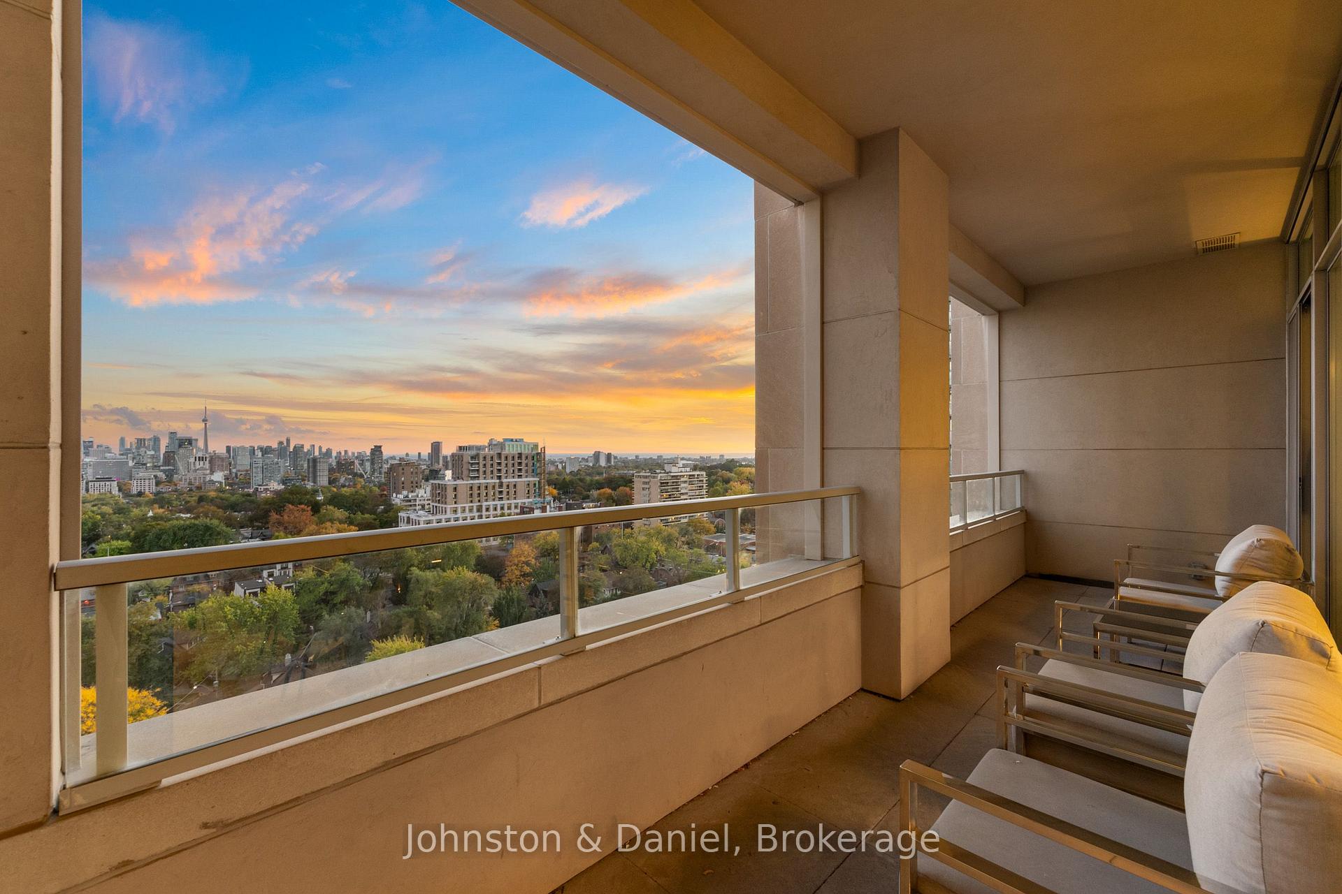 Photo 17 of Unit 1213, 111 St Clair Avenue W, Toronto, Yonge-St. Clair — HOMEH