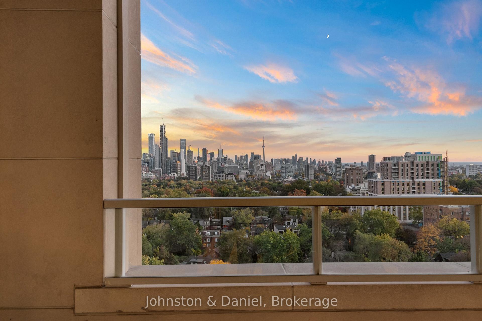 Photo 18 of Unit 1213, 111 St Clair Avenue W, Toronto, Yonge-St. Clair — HOMEH