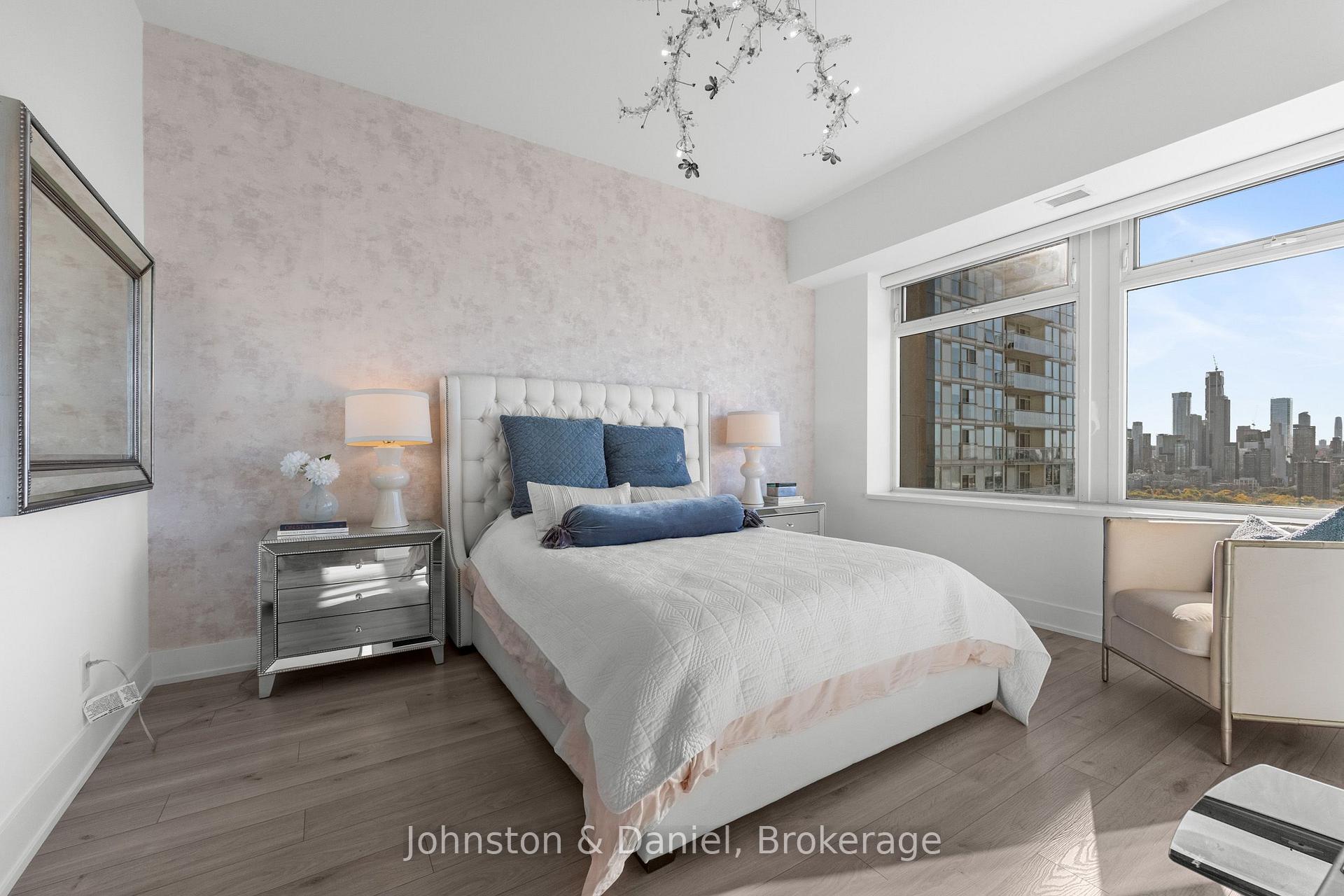 Photo 24 of Unit 1213, 111 St Clair Avenue W, Toronto, Yonge-St. Clair — HOMEH