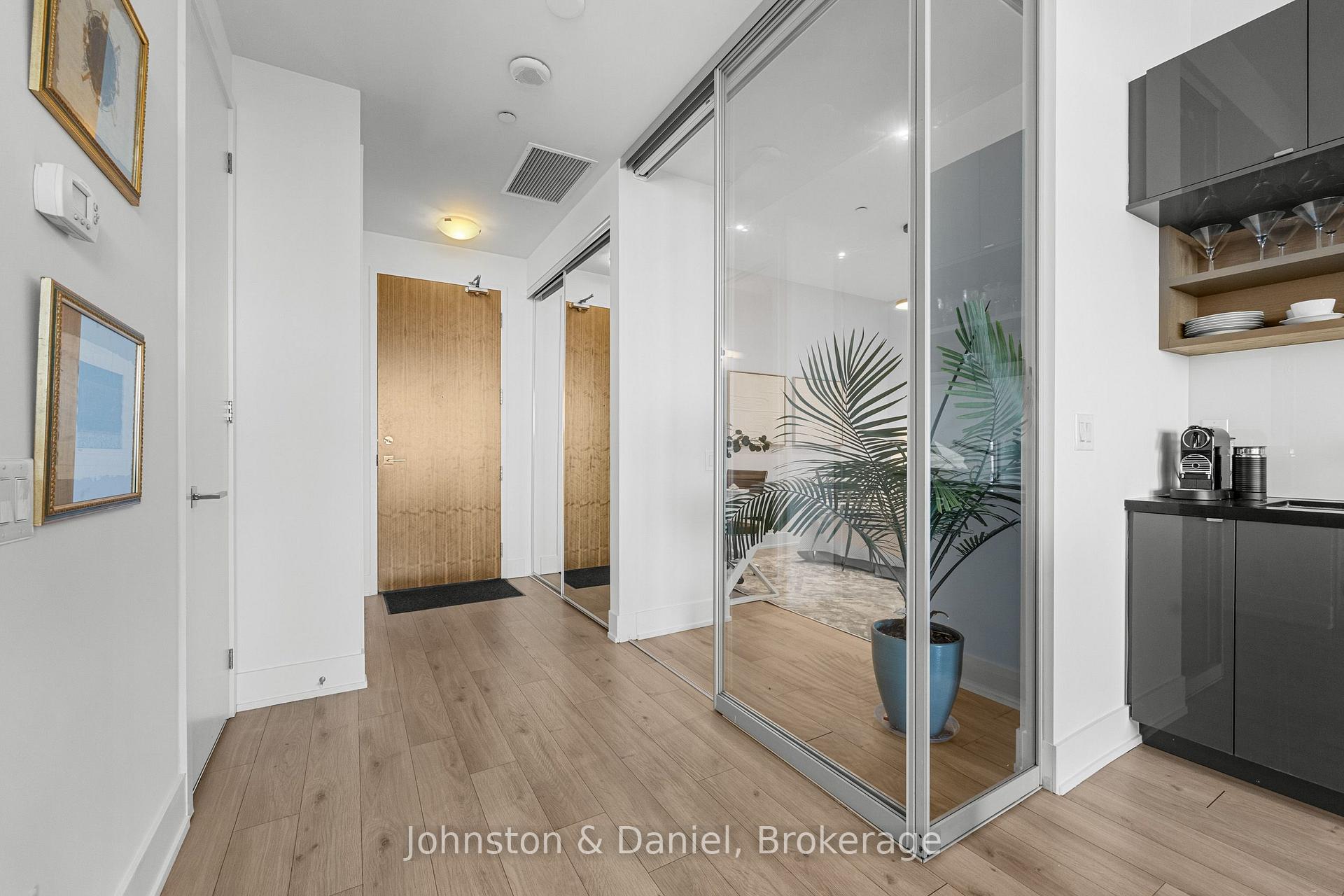 Photo 33 of Unit 1213, 111 St Clair Avenue W, Toronto, Yonge-St. Clair — HOMEH