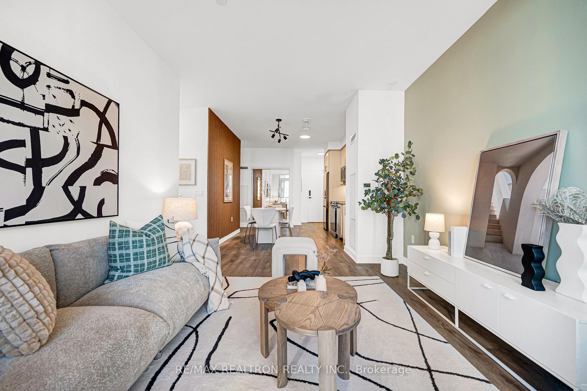 Photo 23 of Unit 1005, 105 Oneida Crescent, Richmond Hill, Langstaff — HOMEH