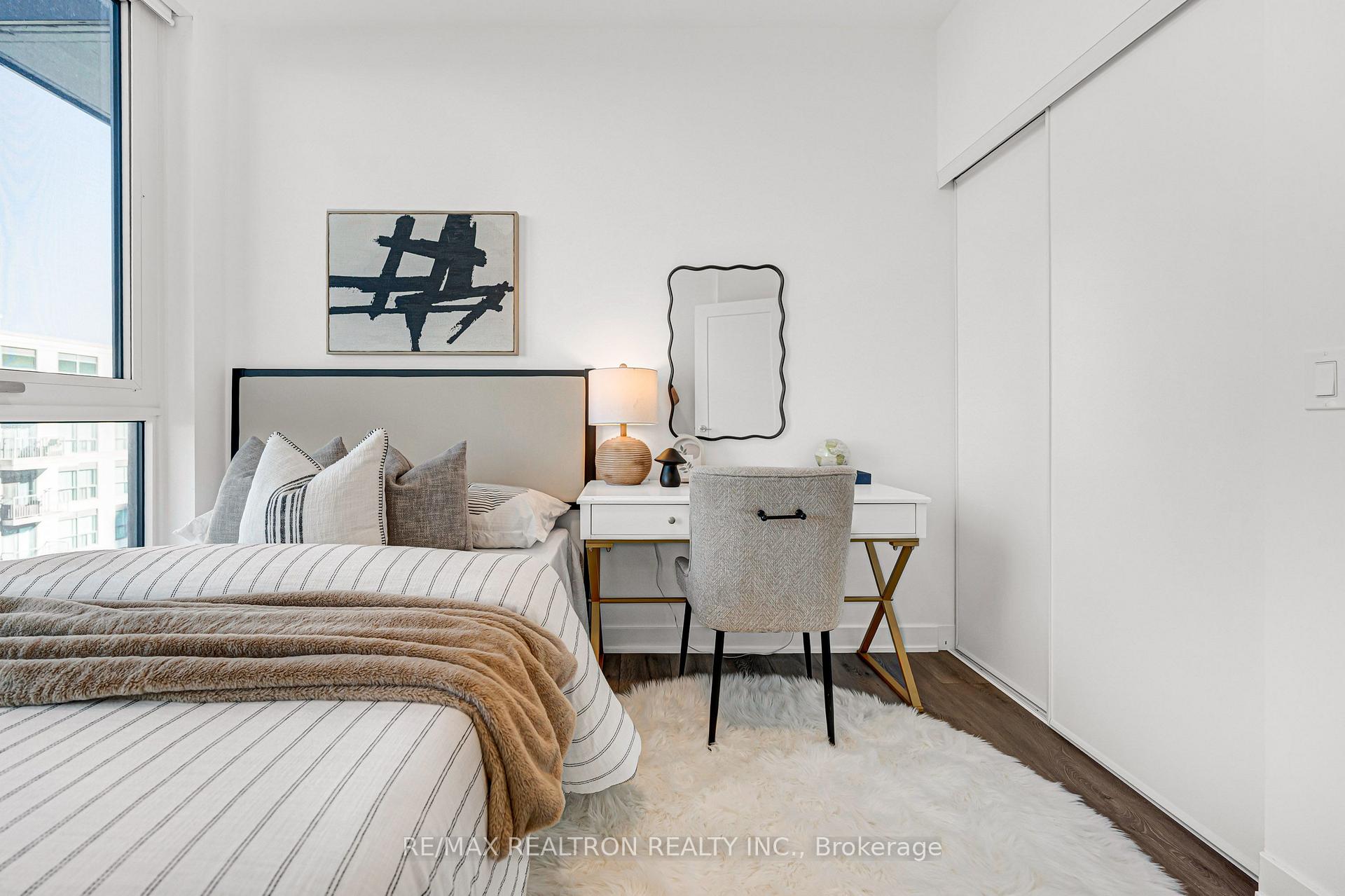 Photo 32 of Unit 1005, 105 Oneida Crescent, Richmond Hill, Langstaff — HOMEH