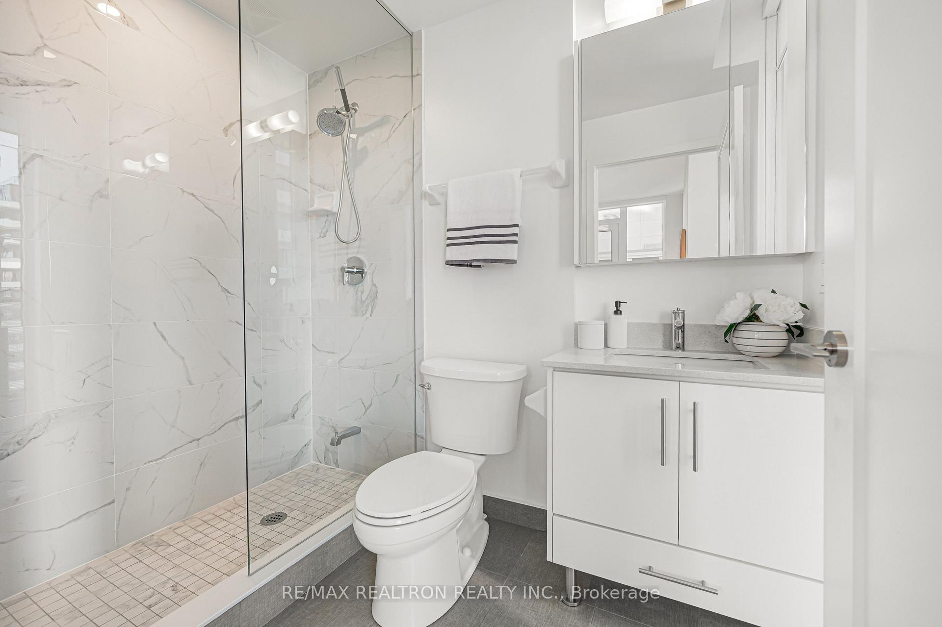 Photo 40 of Unit 1005, 105 Oneida Crescent, Richmond Hill, Langstaff — HOMEH