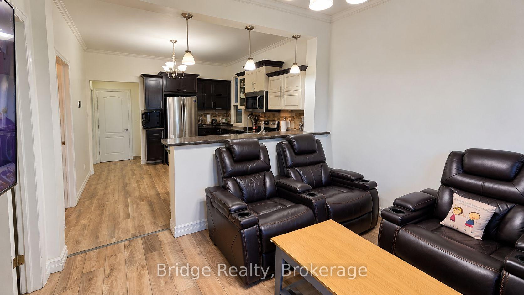 Photo 5 of 497 Simcoe Street, London, East K — HOMEH