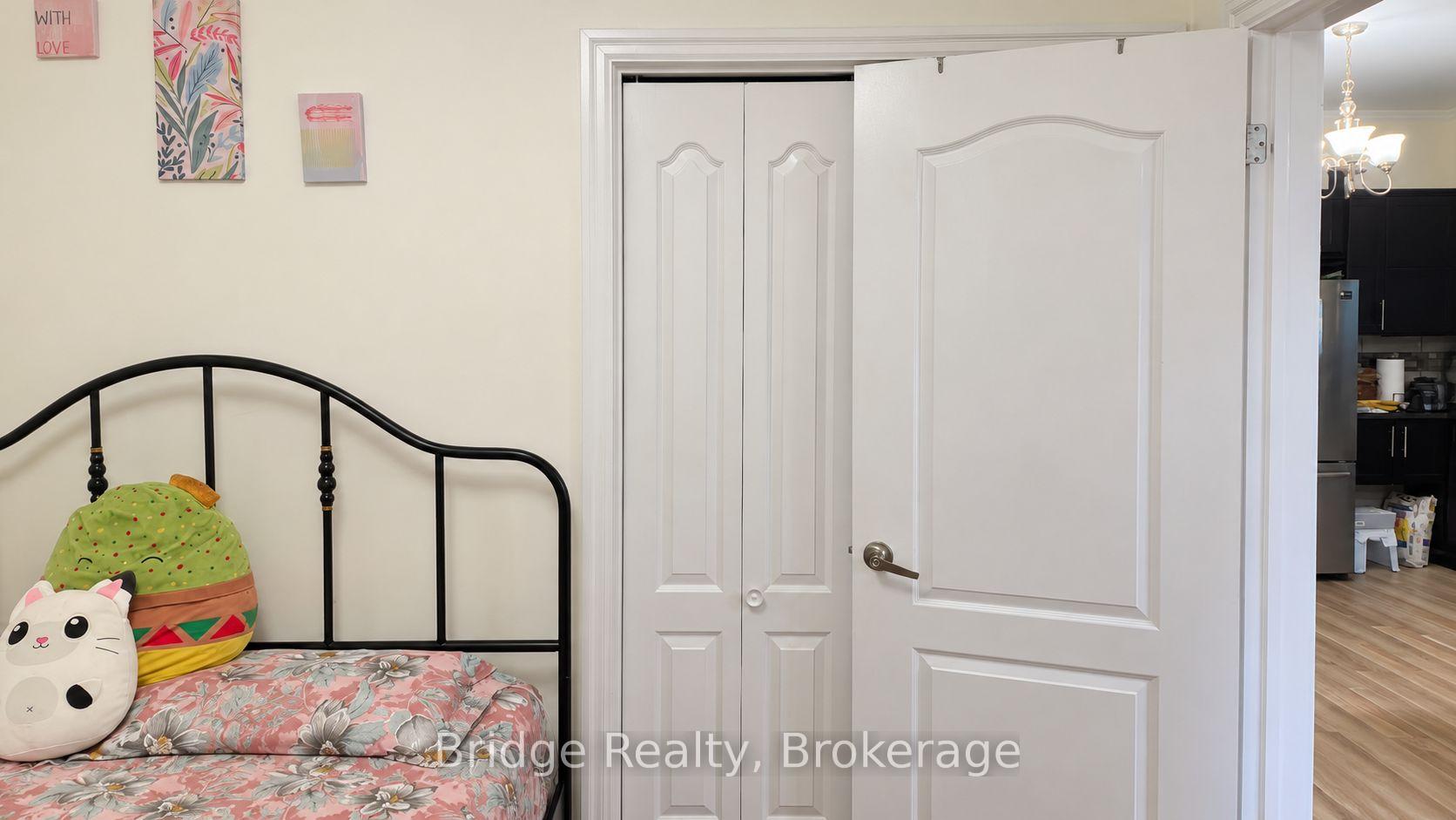 Photo 9 of 497 Simcoe Street, London, East K — HOMEH