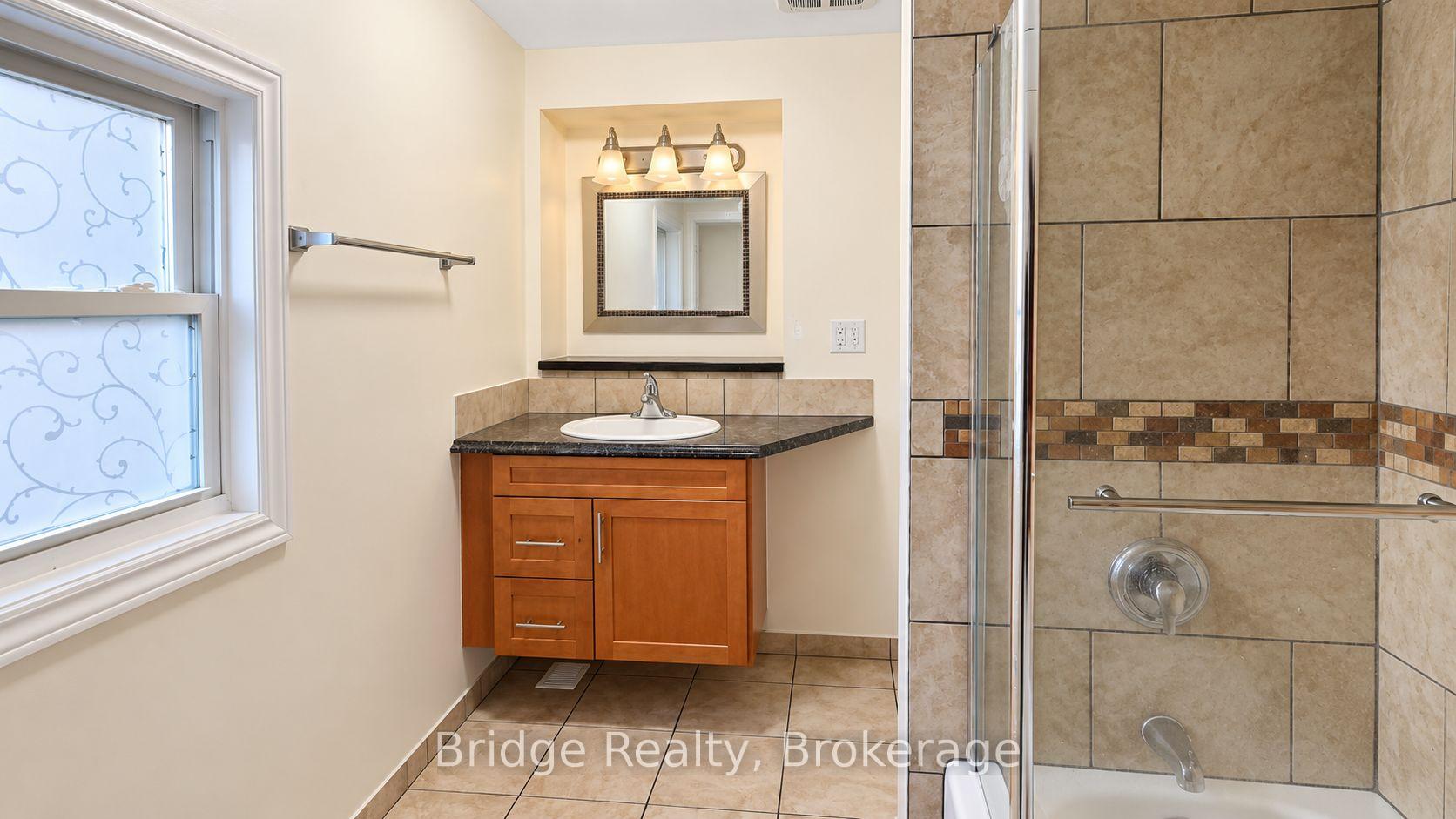 Photo 14 of 497 Simcoe Street, London, East K — HOMEH