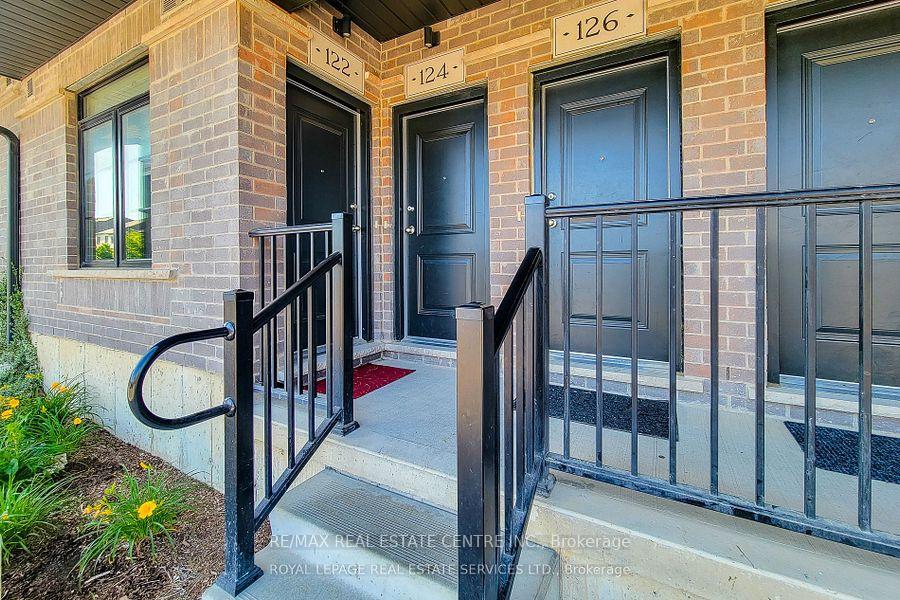 Photo 1 of 122 Wheat Lane, Kitchener, Huron Park — HOMEH