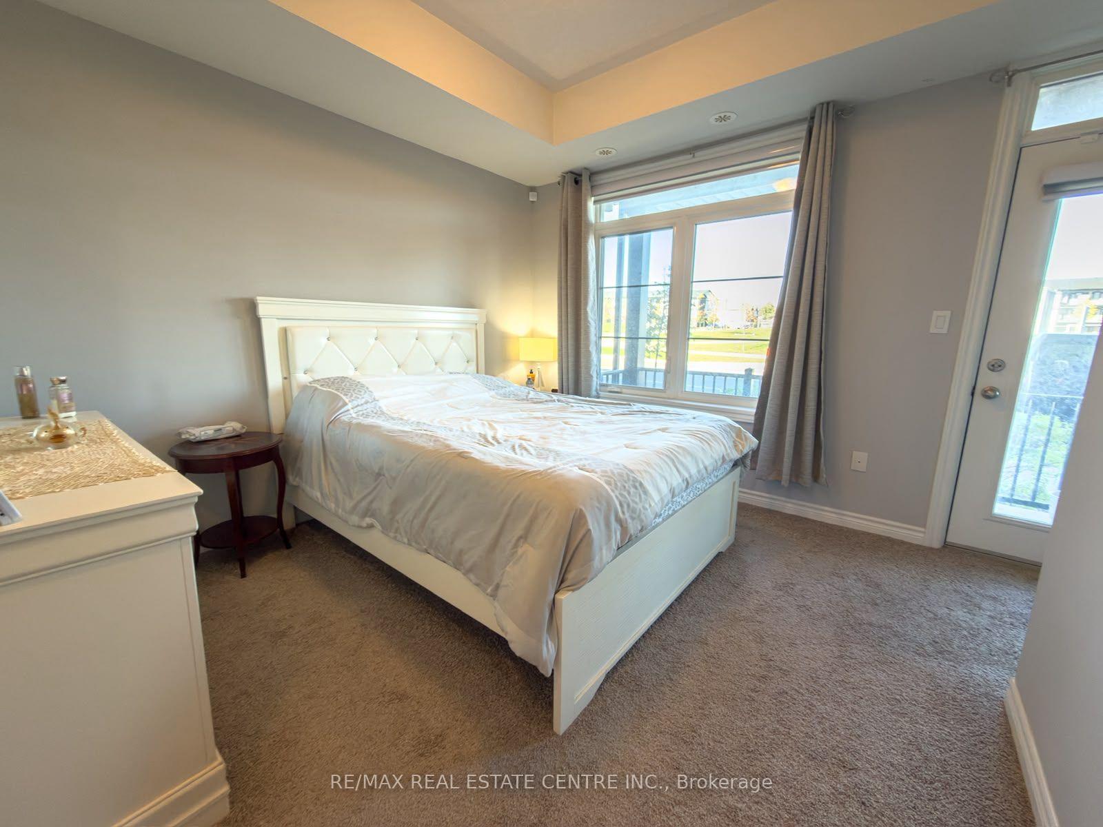 Photo 9 of 122 Wheat Lane, Kitchener, Huron Park — HOMEH