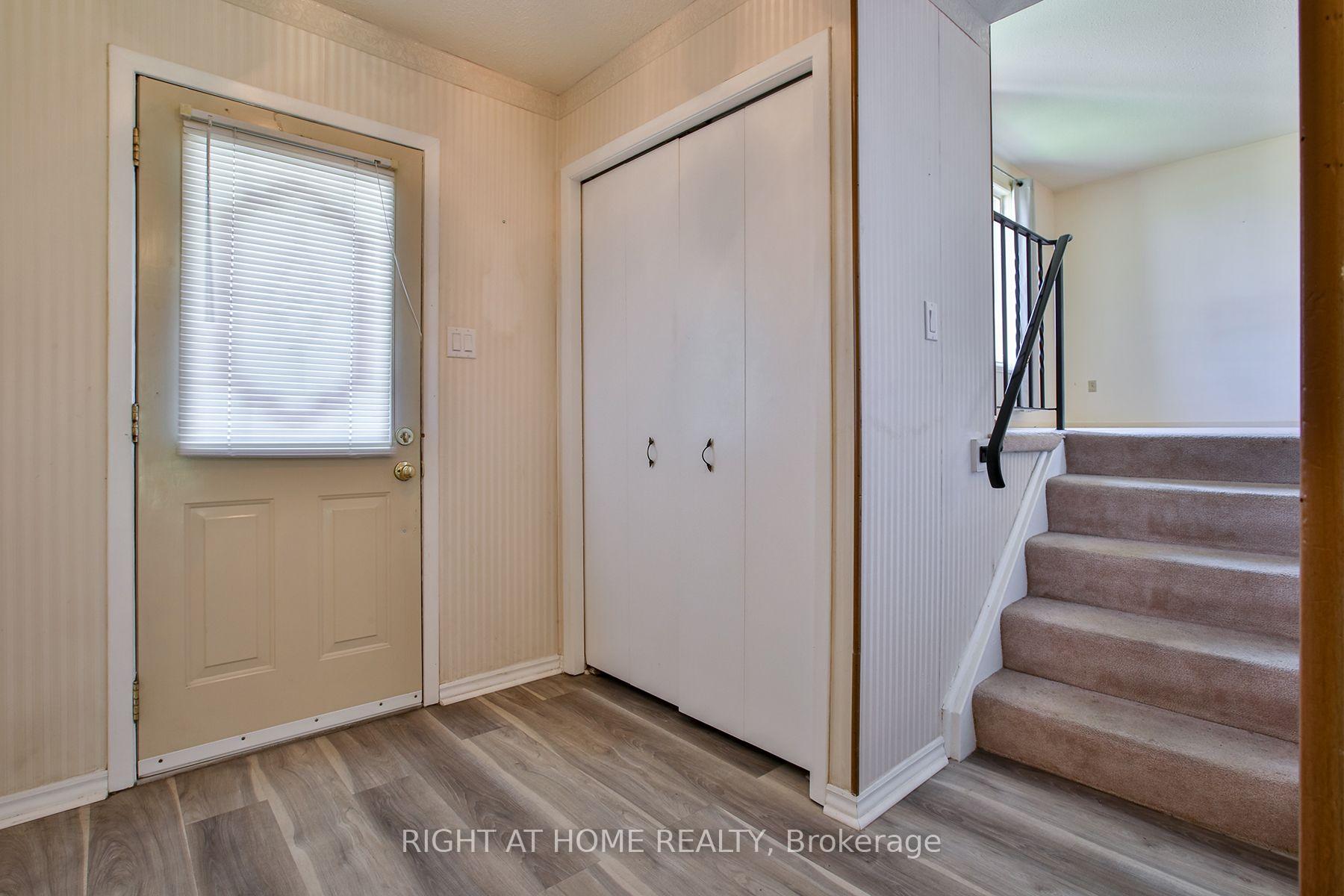 Photo 3 of 12 Rogers Road, Kawartha Lakes, Lindsay — HOMEH