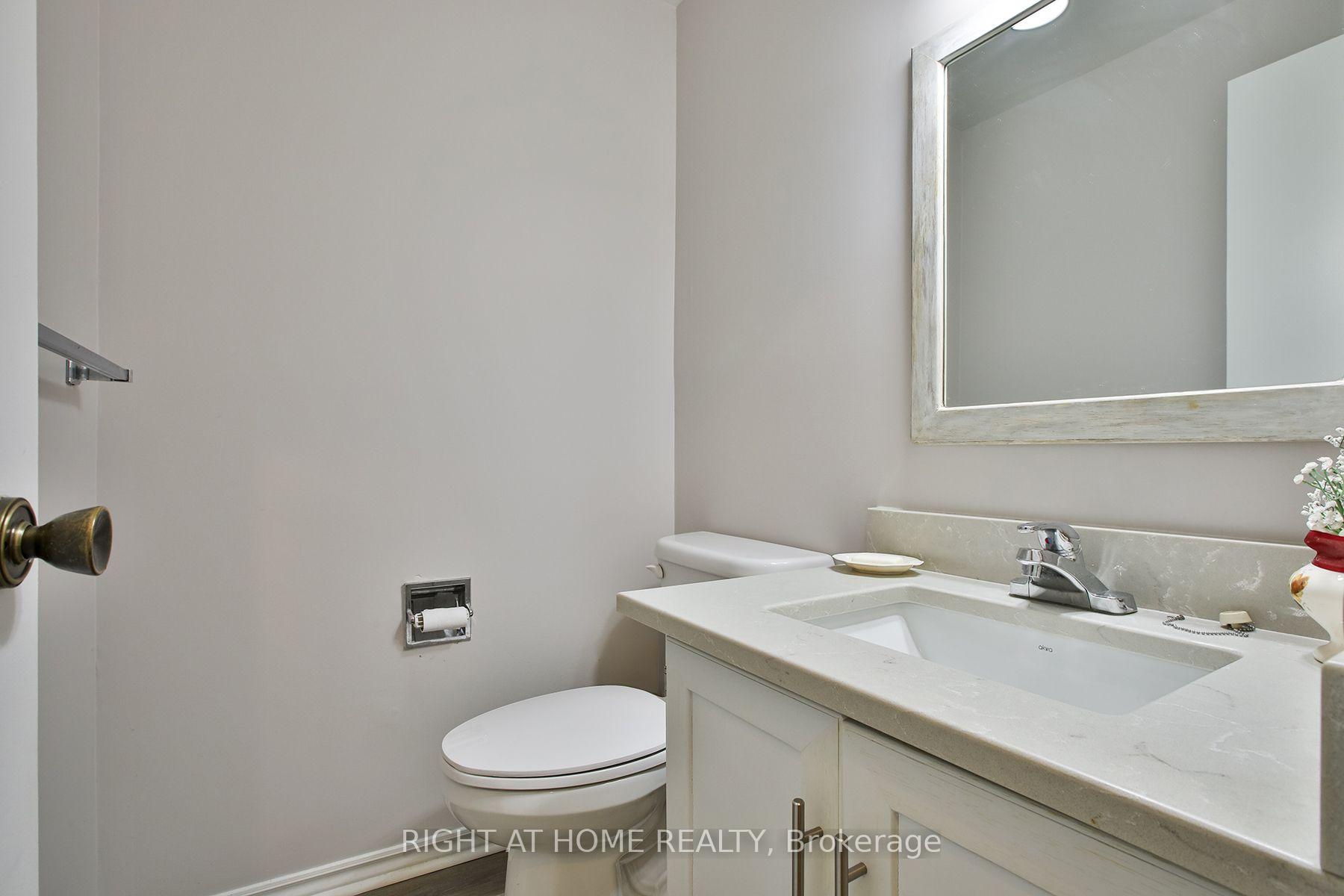 Photo 17 of 12 Rogers Road, Kawartha Lakes, Lindsay — HOMEH