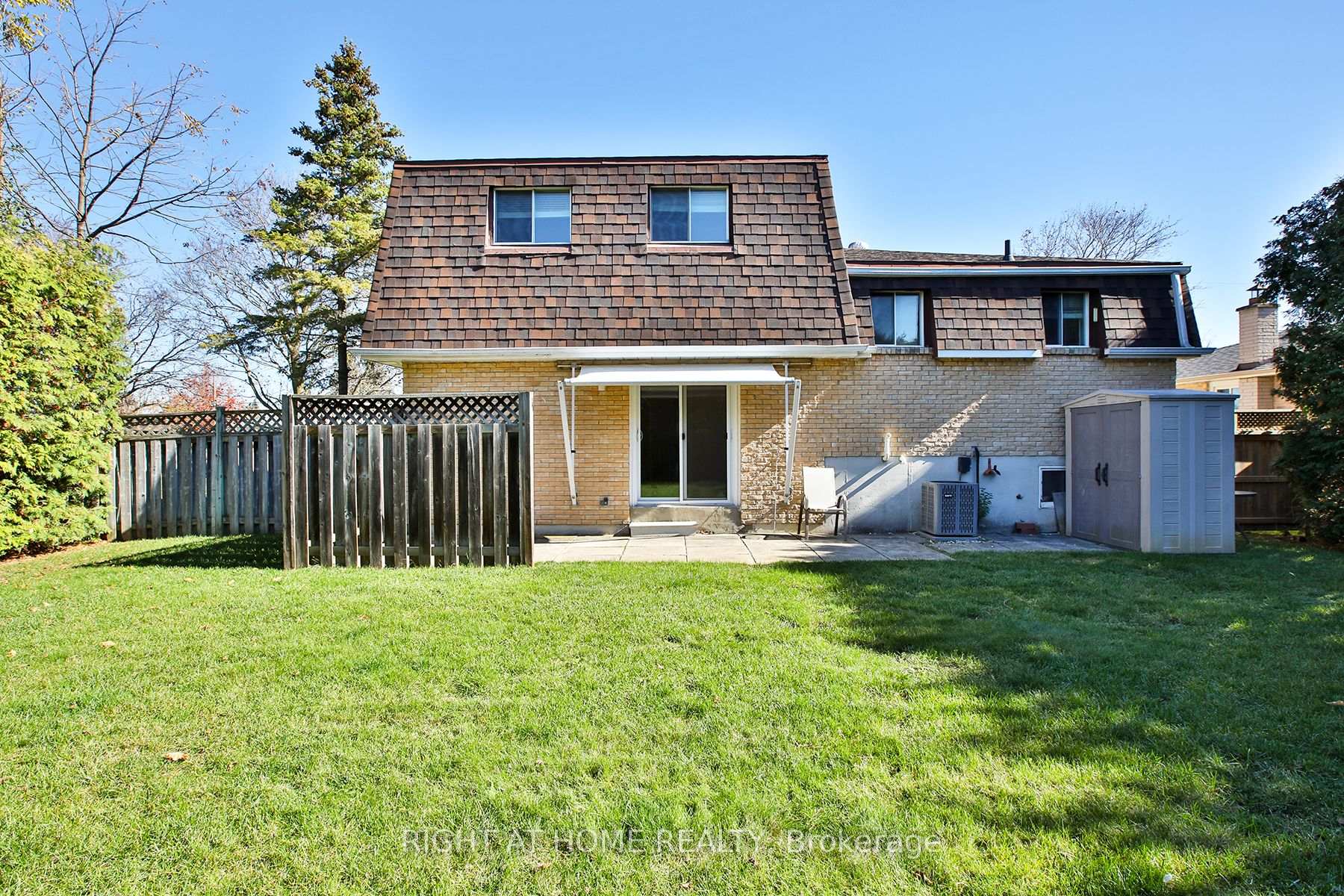 Photo 34 of 12 Rogers Road, Kawartha Lakes, Lindsay — HOMEH