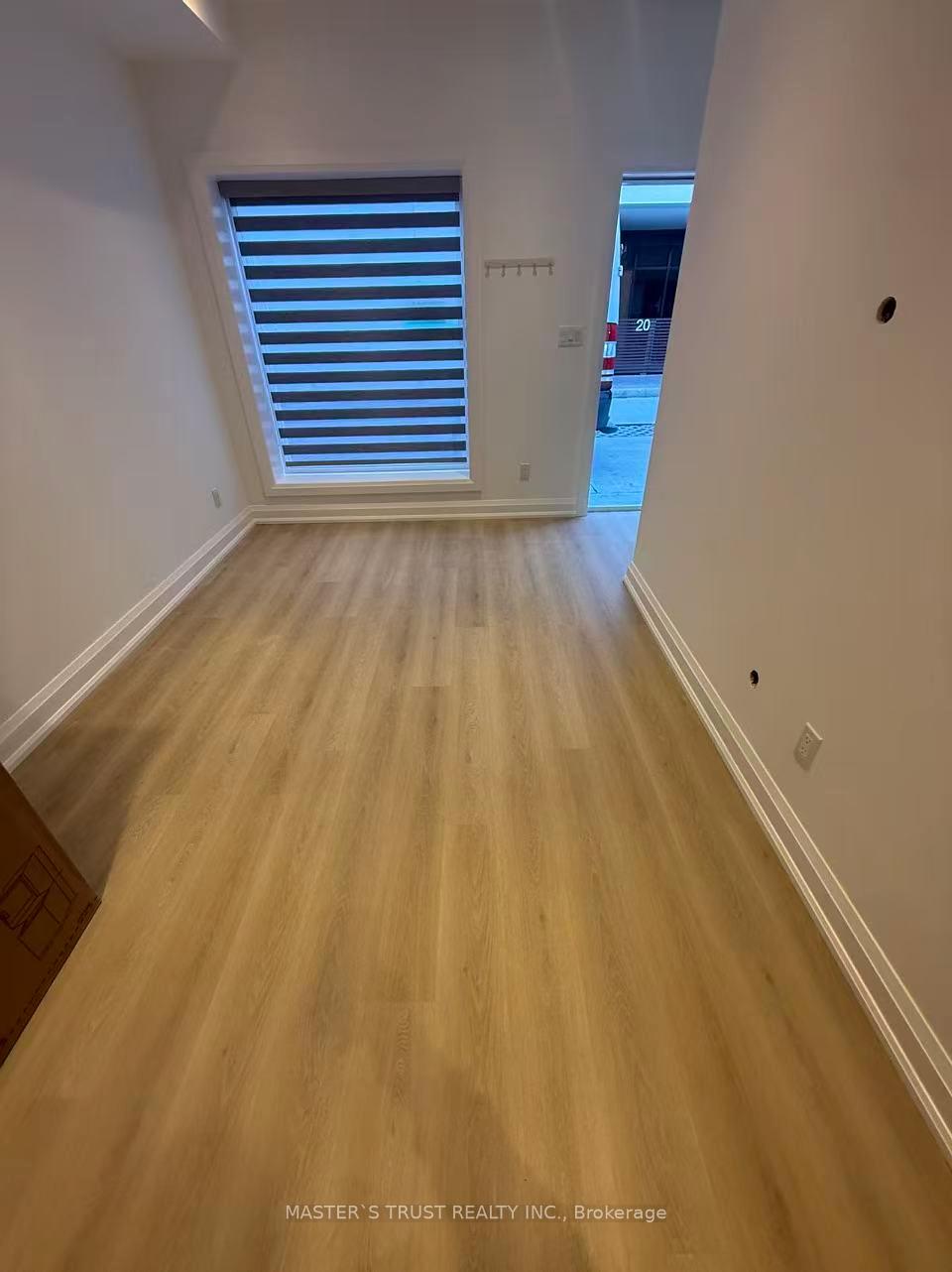 Photo 1 of Unit Unit4, 370 Lippincott Street, Toronto, University — HOMEH