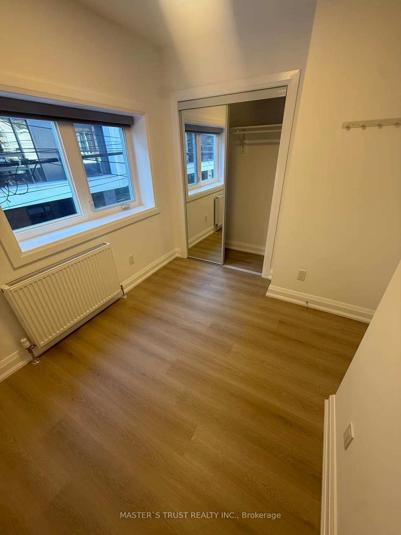 Photo 6 of Unit Unit4, 370 Lippincott Street, Toronto, University — HOMEH