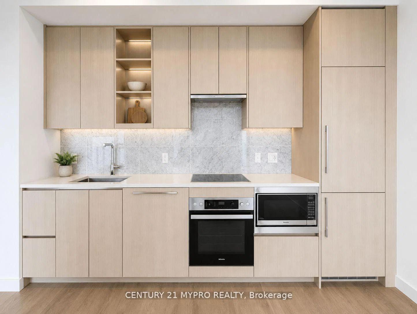 Photo 4 of Unit 506, 95 Mcmahon Drive, North York, Bayview Village — HOMEH