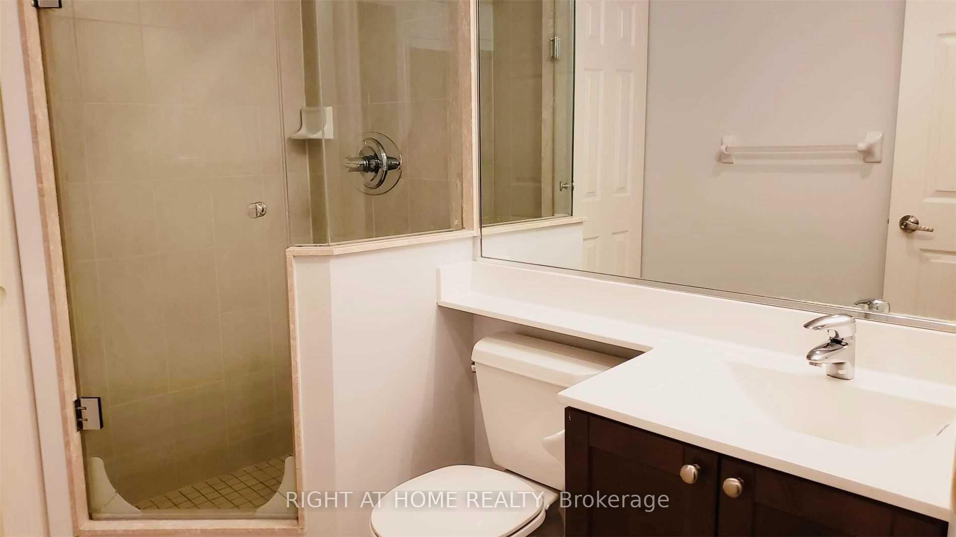 Photo 5 of Unit 1510, 761 Bay Street, Toronto, Bay Street Corridor — HOMEH