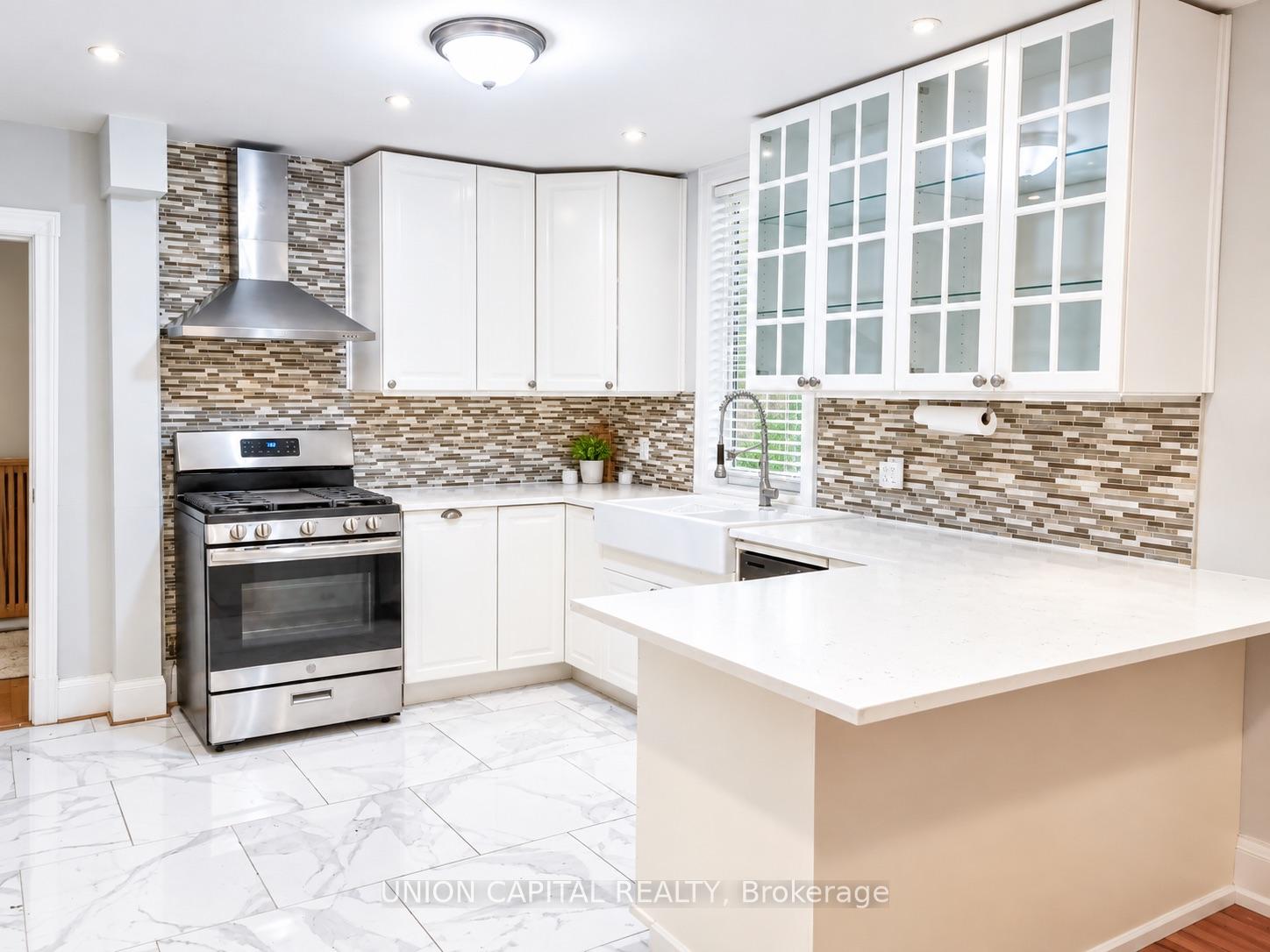 Photo 3 of 438 Christie Street, Toronto, Wychwood — HOMEH
