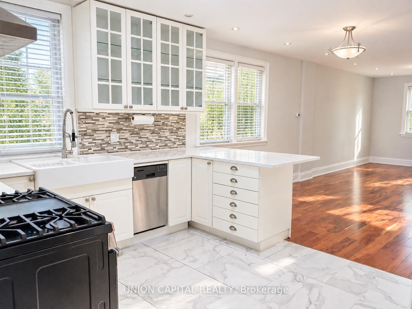 Photo 5 of 438 Christie Street, Toronto, Wychwood — HOMEH