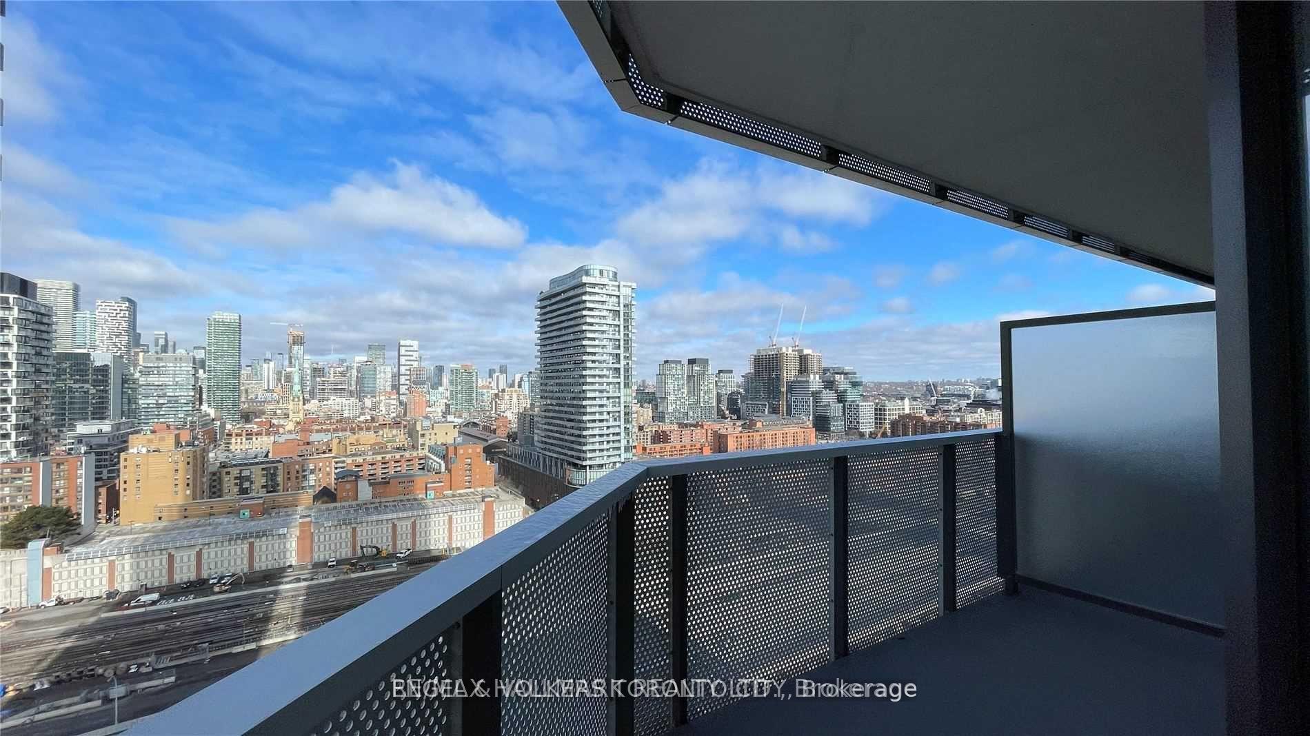 Photo 5 of Unit 2116, 138 Downes Street, Toronto, Waterfront Communities — HOMEH