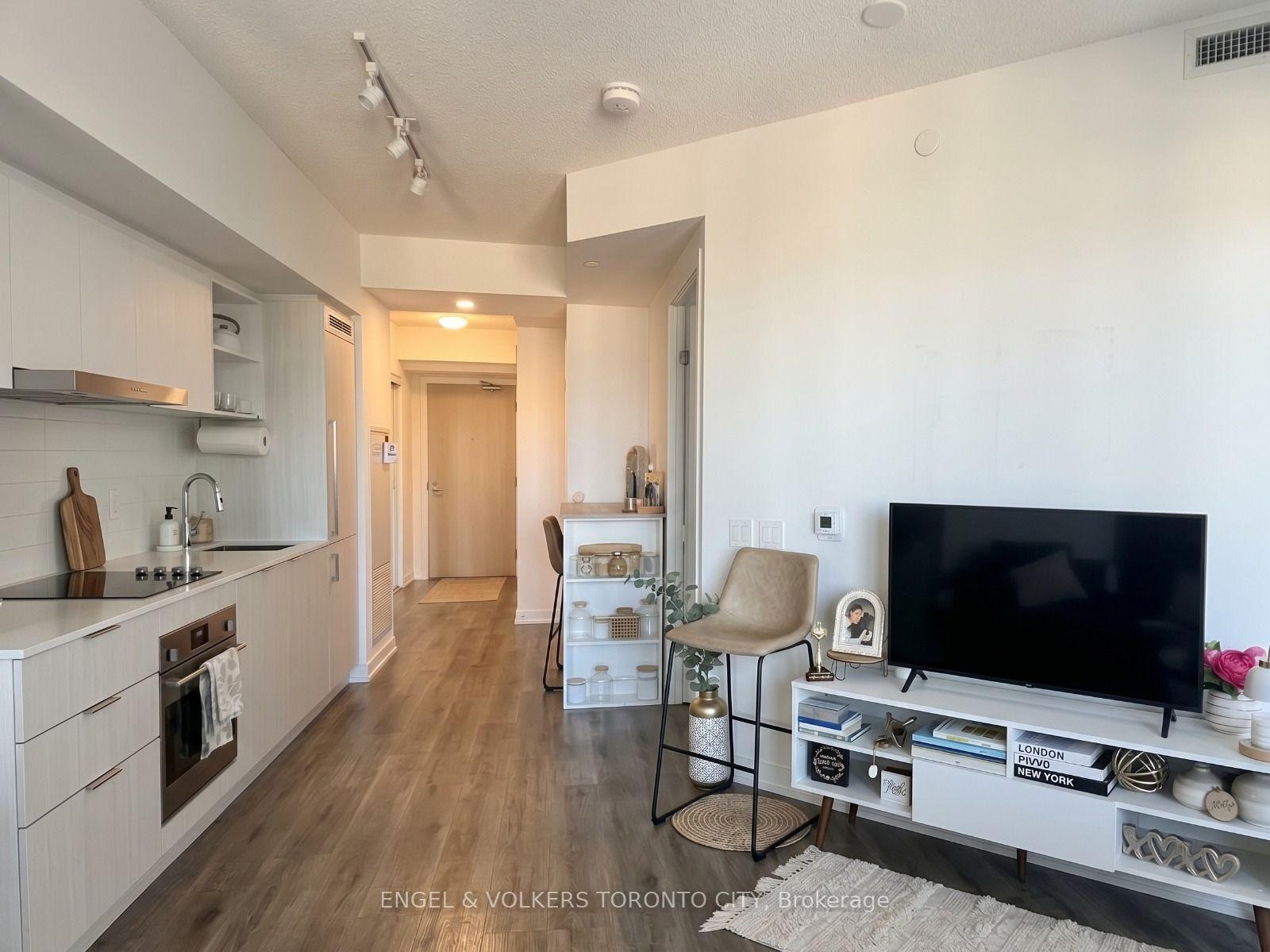 Photo 4 of Unit 2116, 138 Downes Street, Toronto, Waterfront Communities — HOMEH