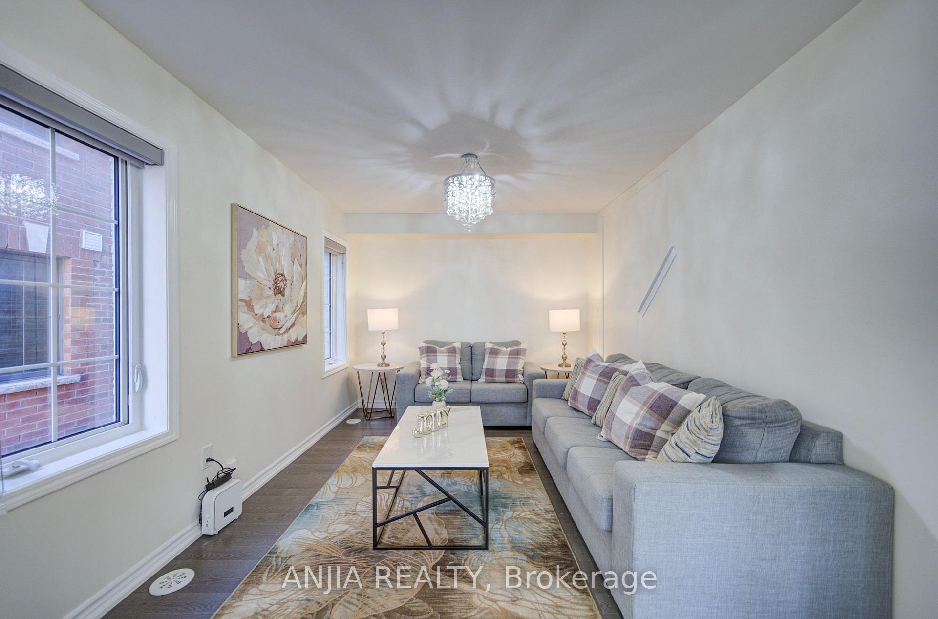 Photo 16 of 24 Goldeye Street, Whitby, Lynde Creek — HOMEH