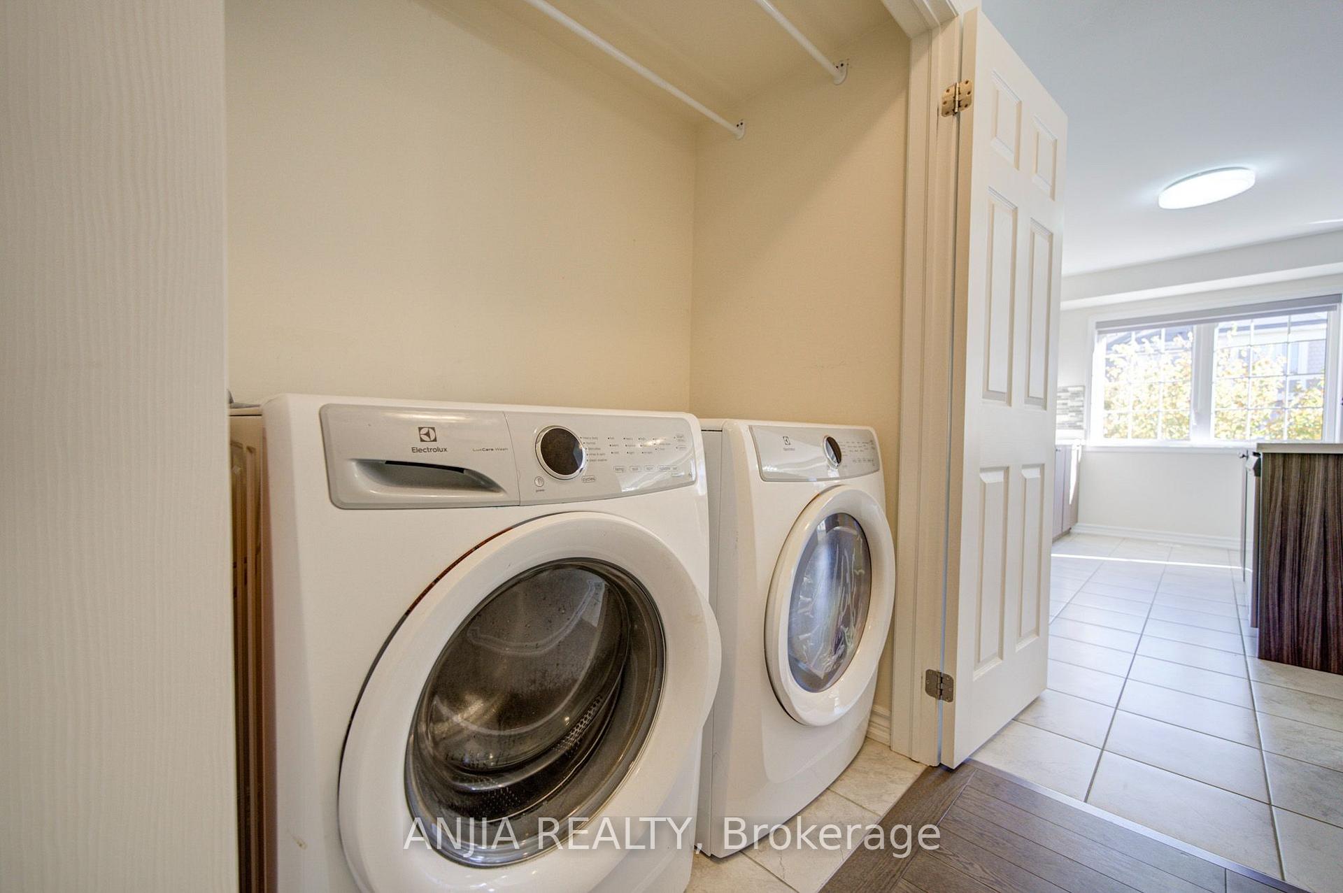 Photo 21 of 24 Goldeye Street, Whitby, Lynde Creek — HOMEH
