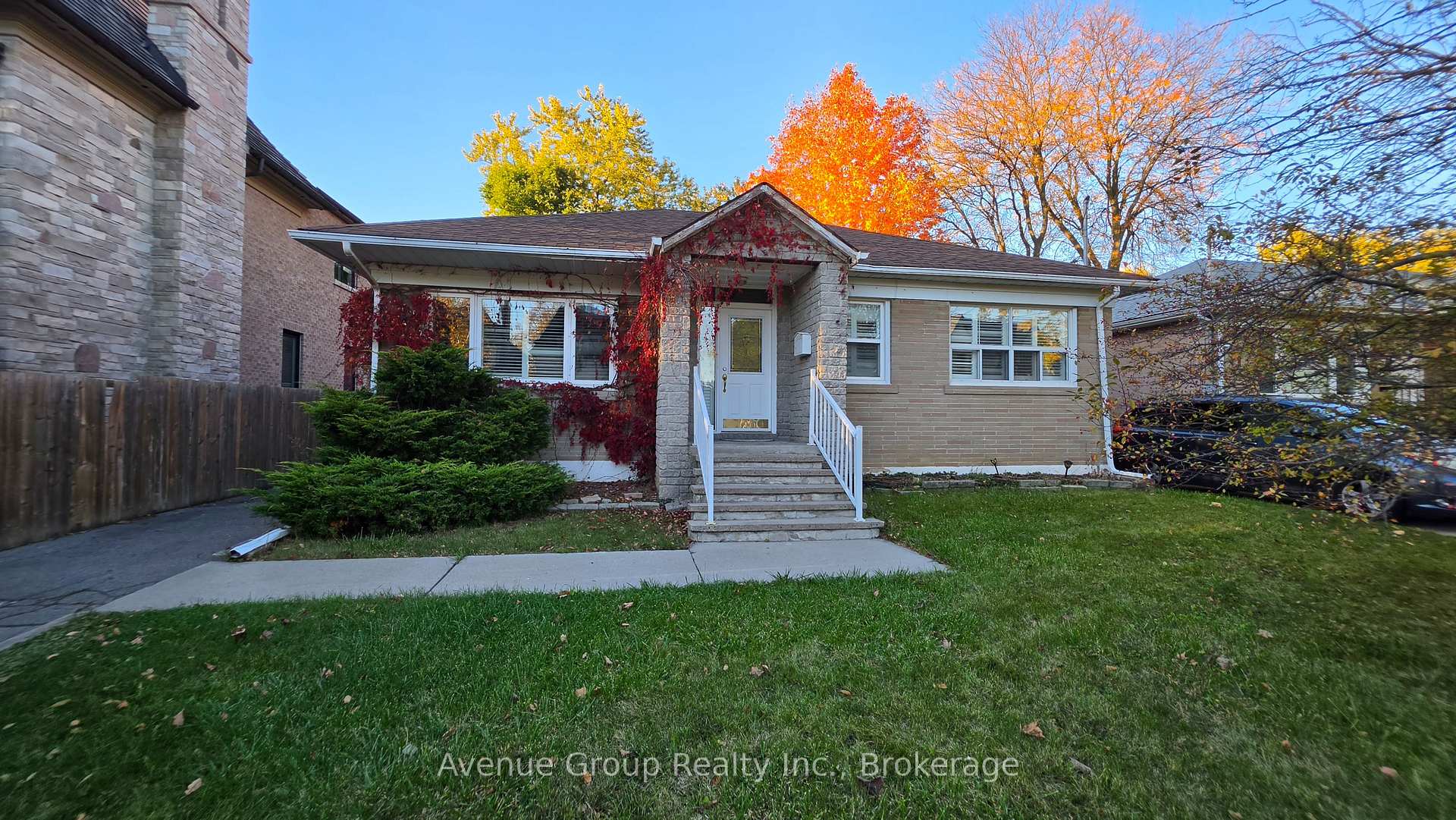 Front of Unit Main, 82 Caines Avenue