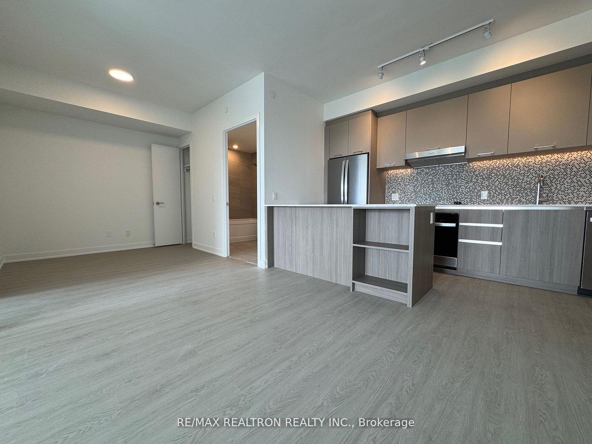 Photo 15 of Unit 729, 8188 Yonge Street, Vaughan, Uplands — HOMEH